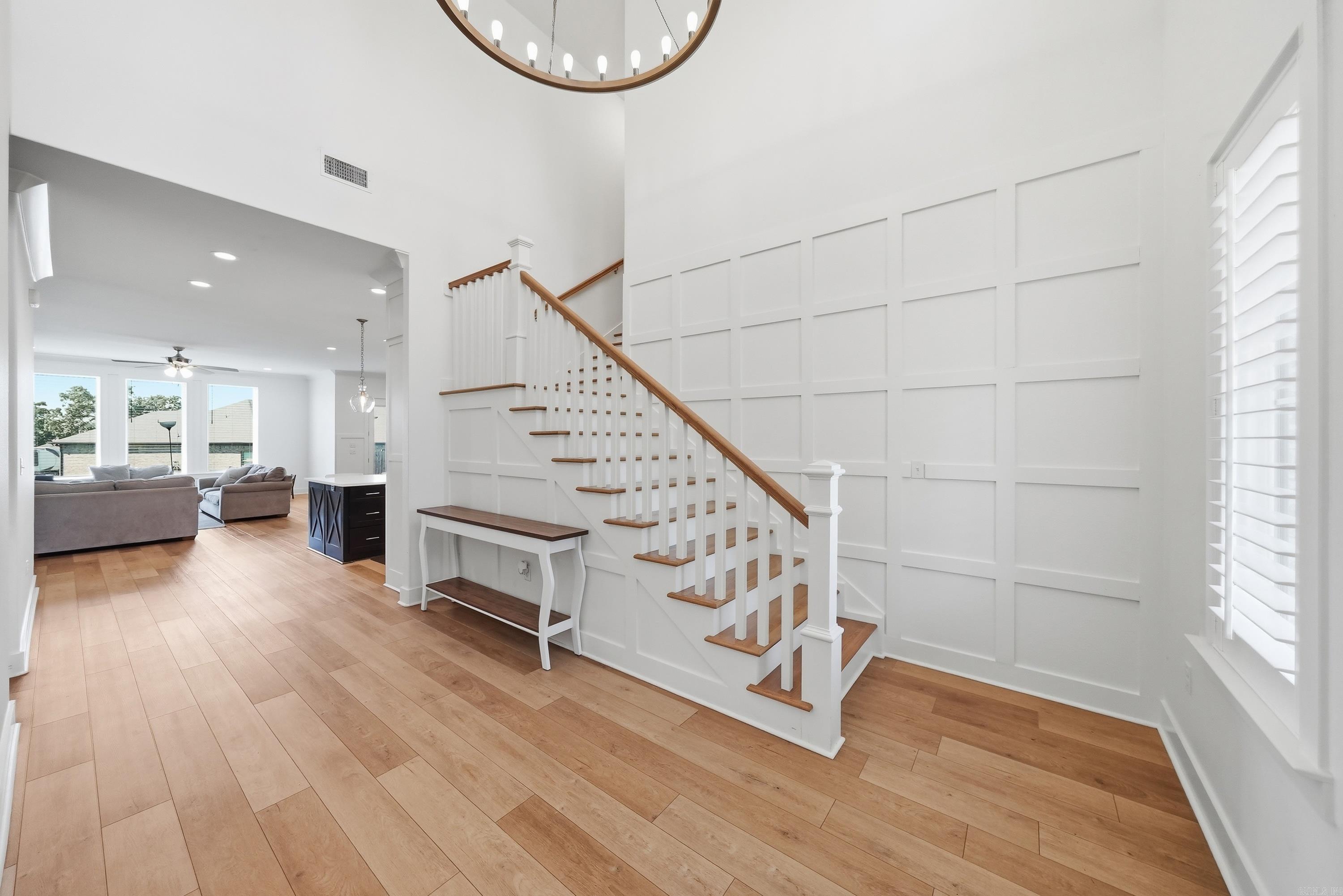 9740 Cliffside Drive Property Photo 18