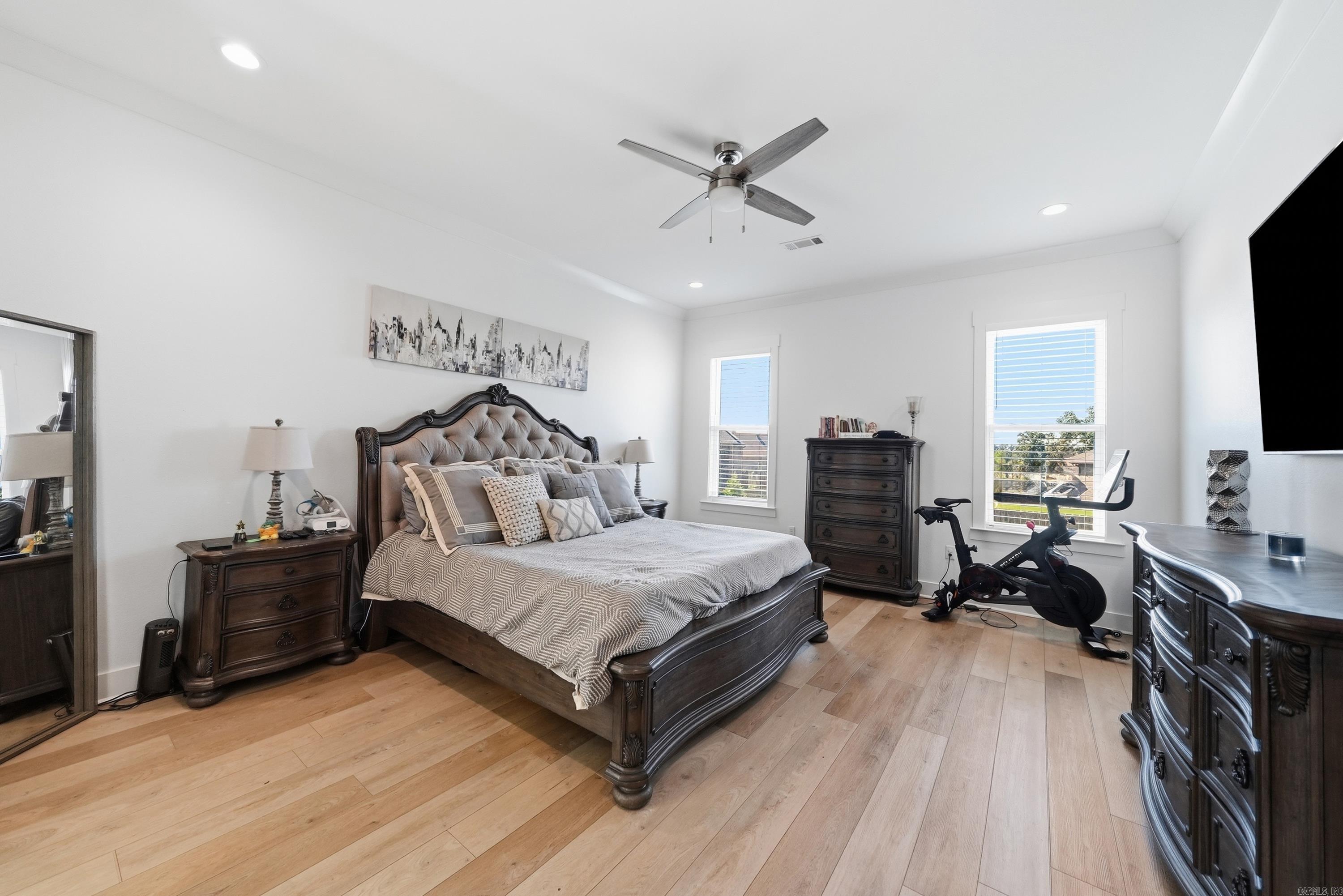 9740 Cliffside Drive Property Photo 46