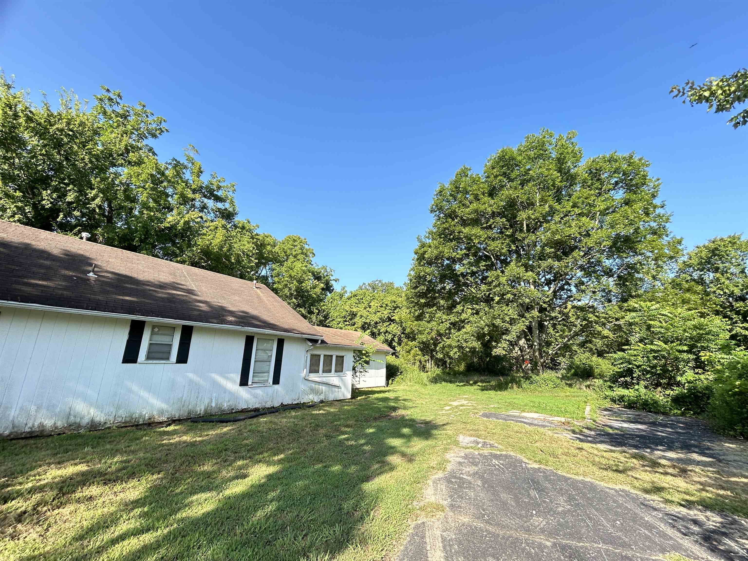 673/681 Ash Flat Drive Property Photo 7