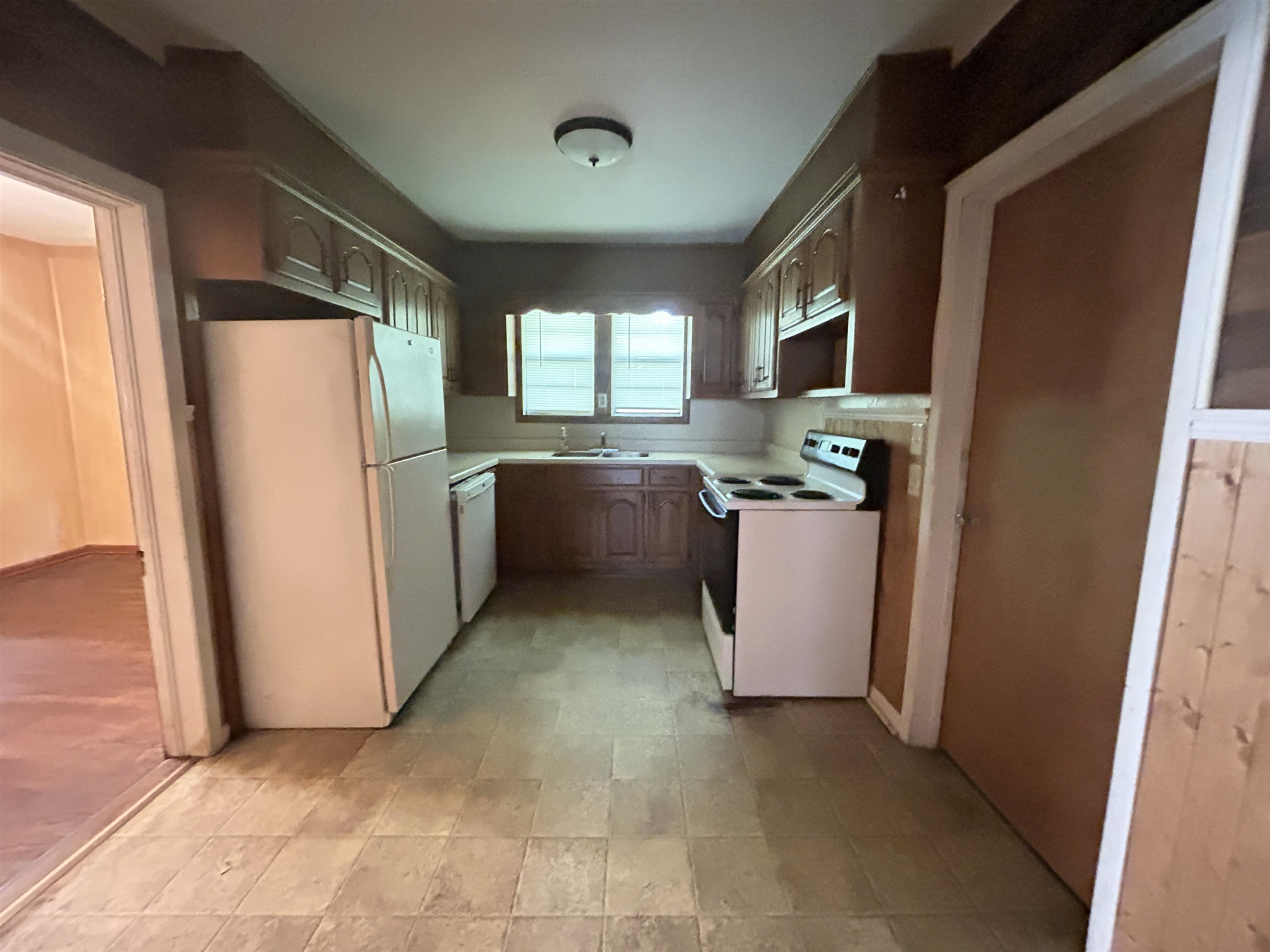 673/681 Ash Flat Drive Property Photo 13