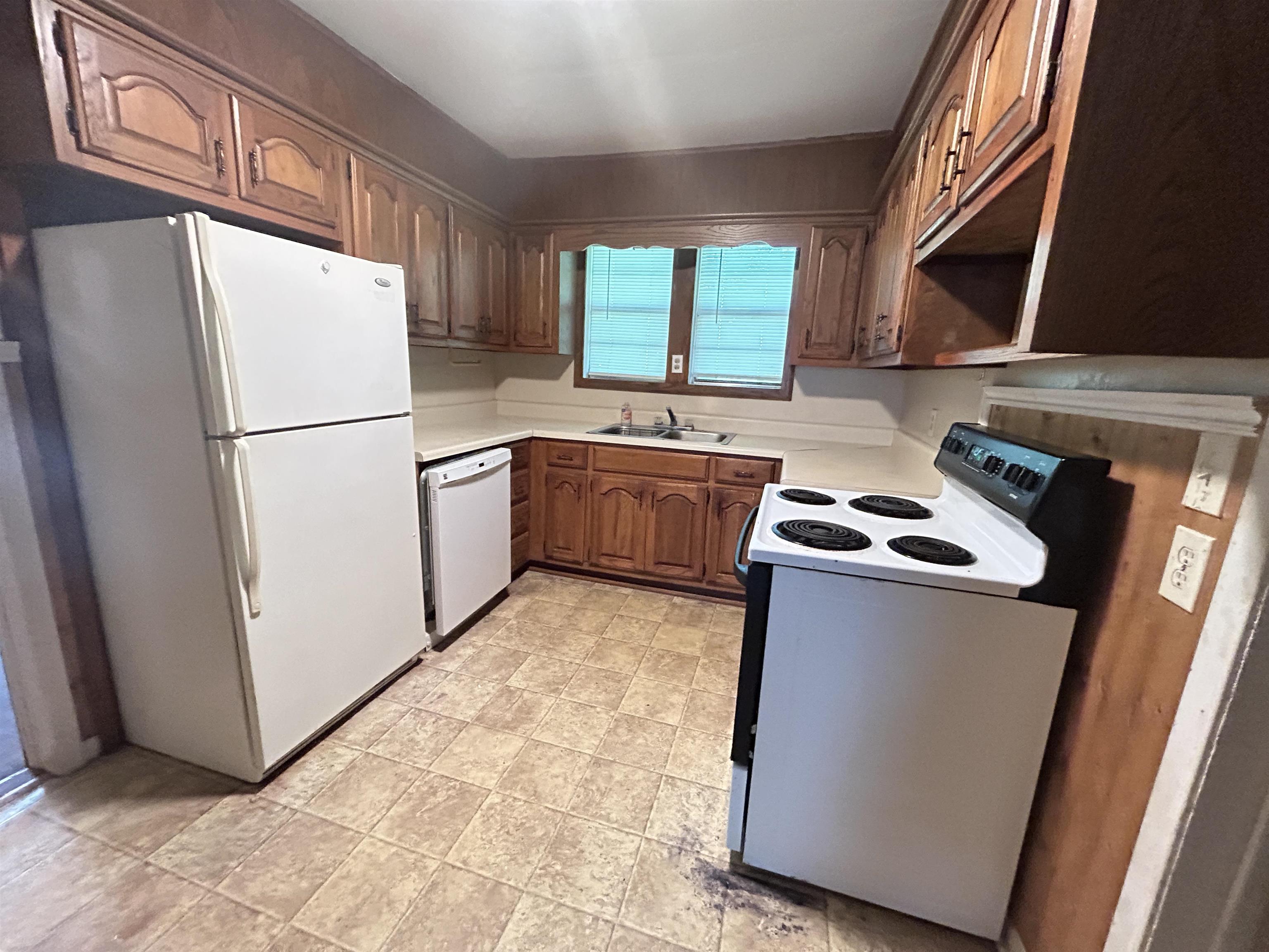 673/681 Ash Flat Drive Property Photo 21