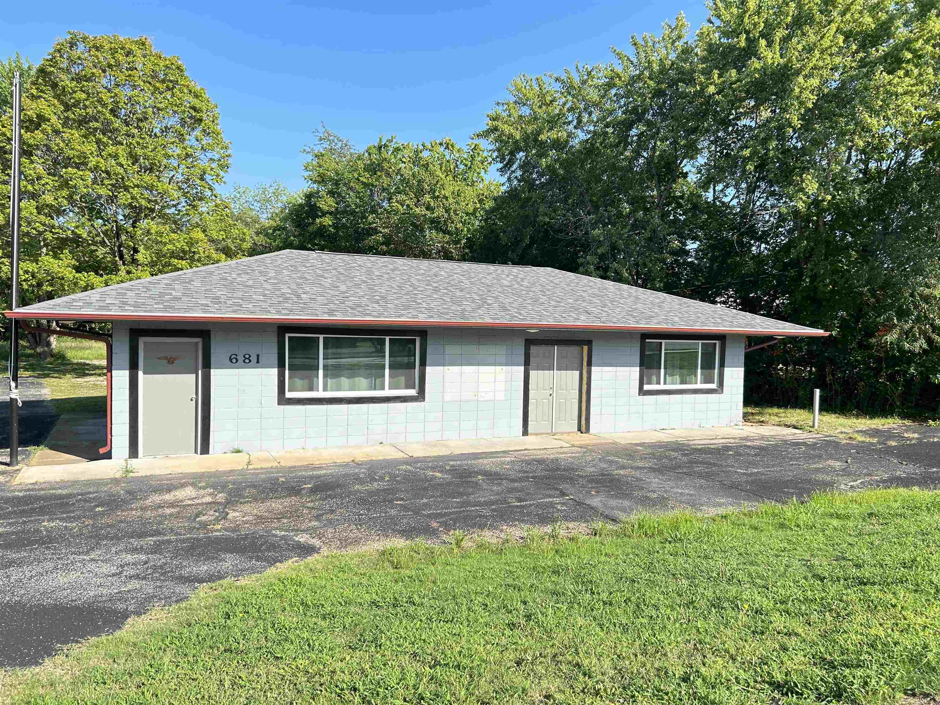 673/681 Ash Flat Drive Property Photo 25