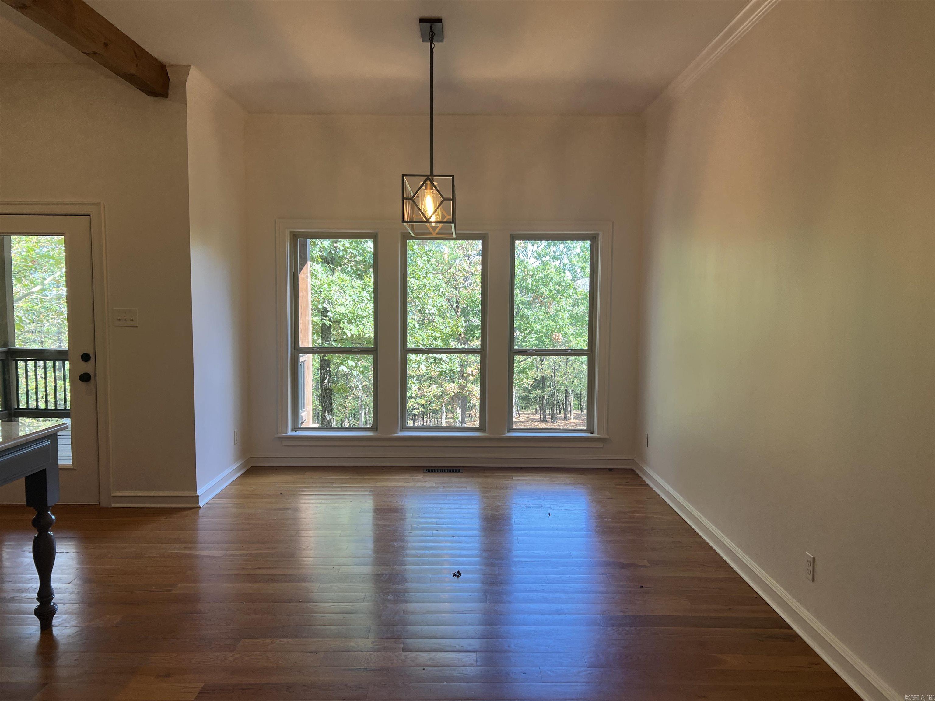 2730 Collins Property Photo 9