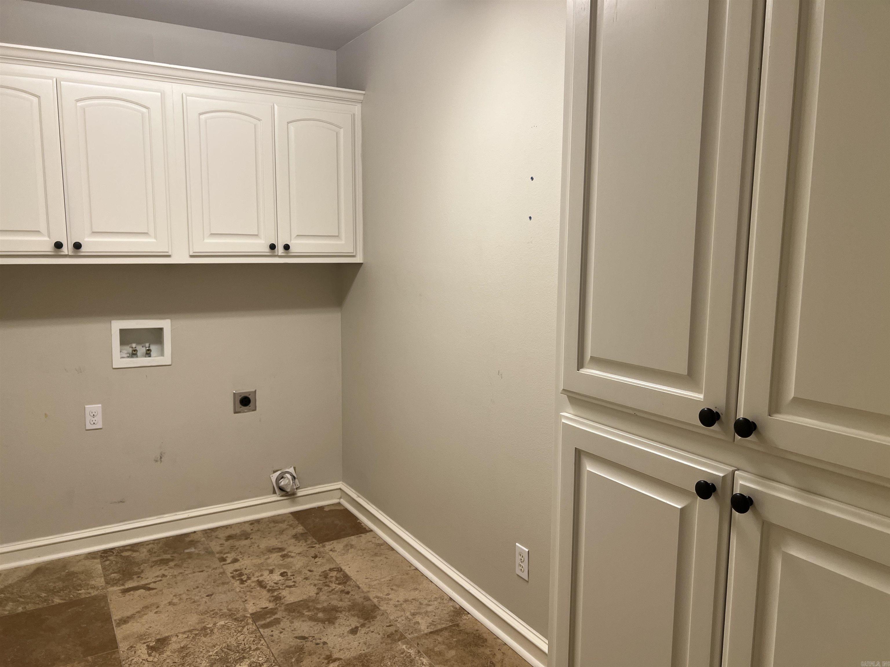 2730 Collins Property Photo 16