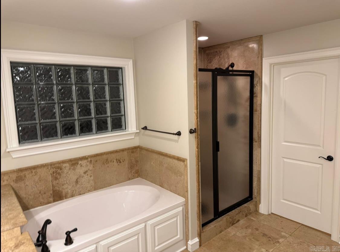 2730 Collins Property Photo 20