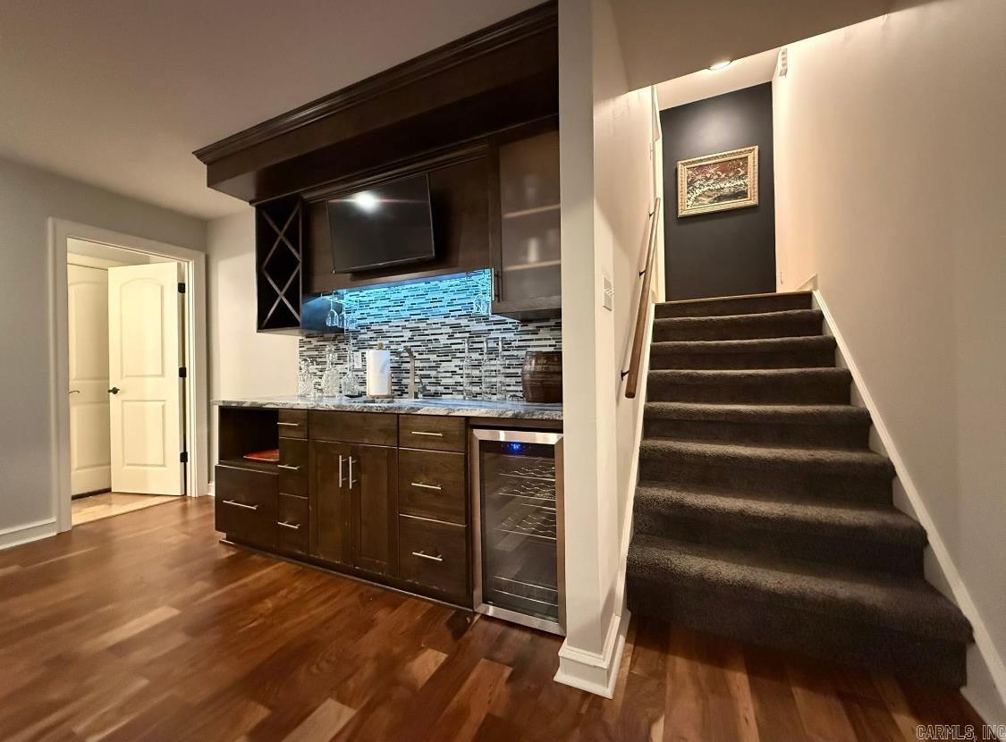2730 Collins Property Photo 24