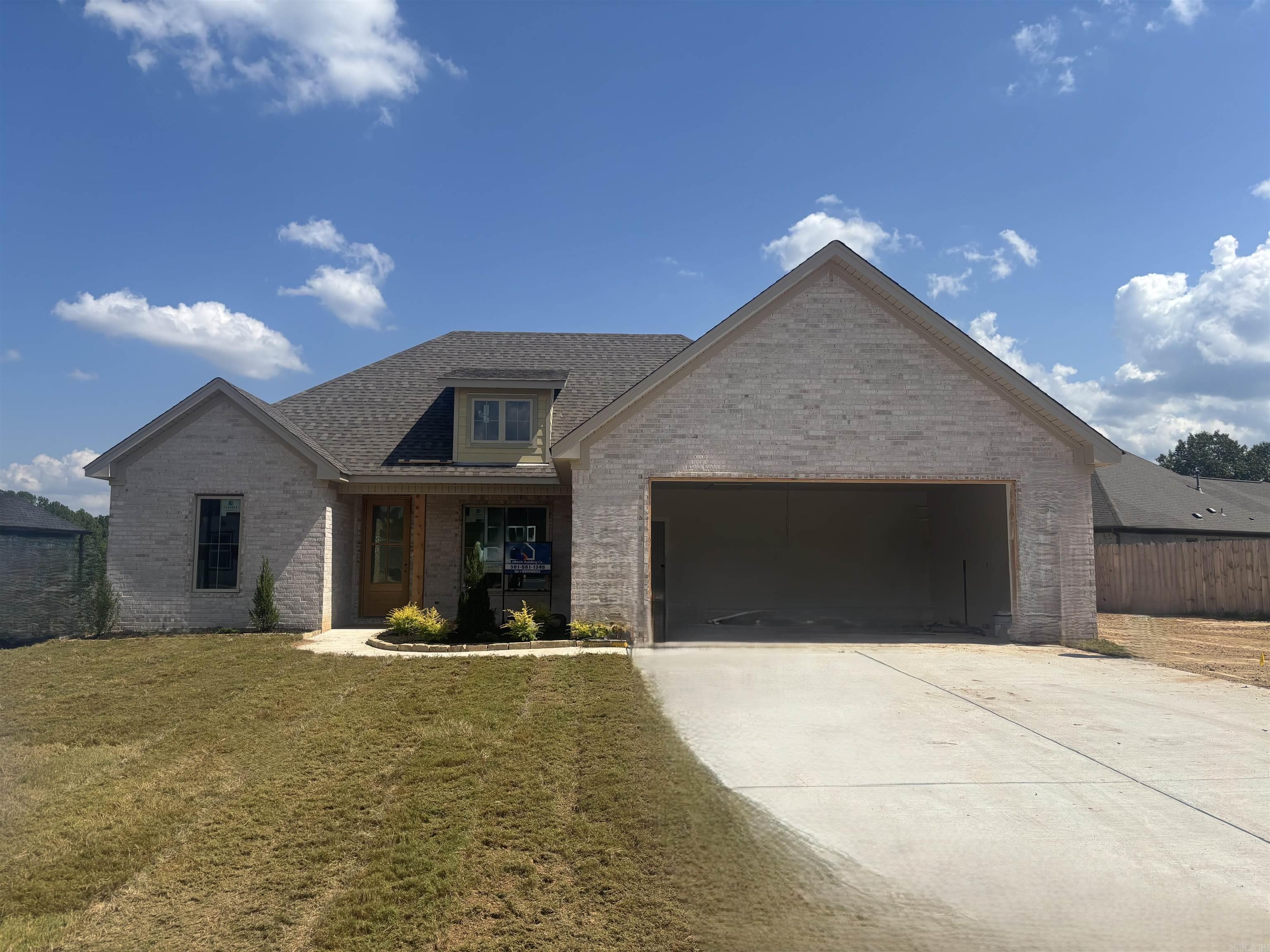 101 Dylan Dr Property Photo 1