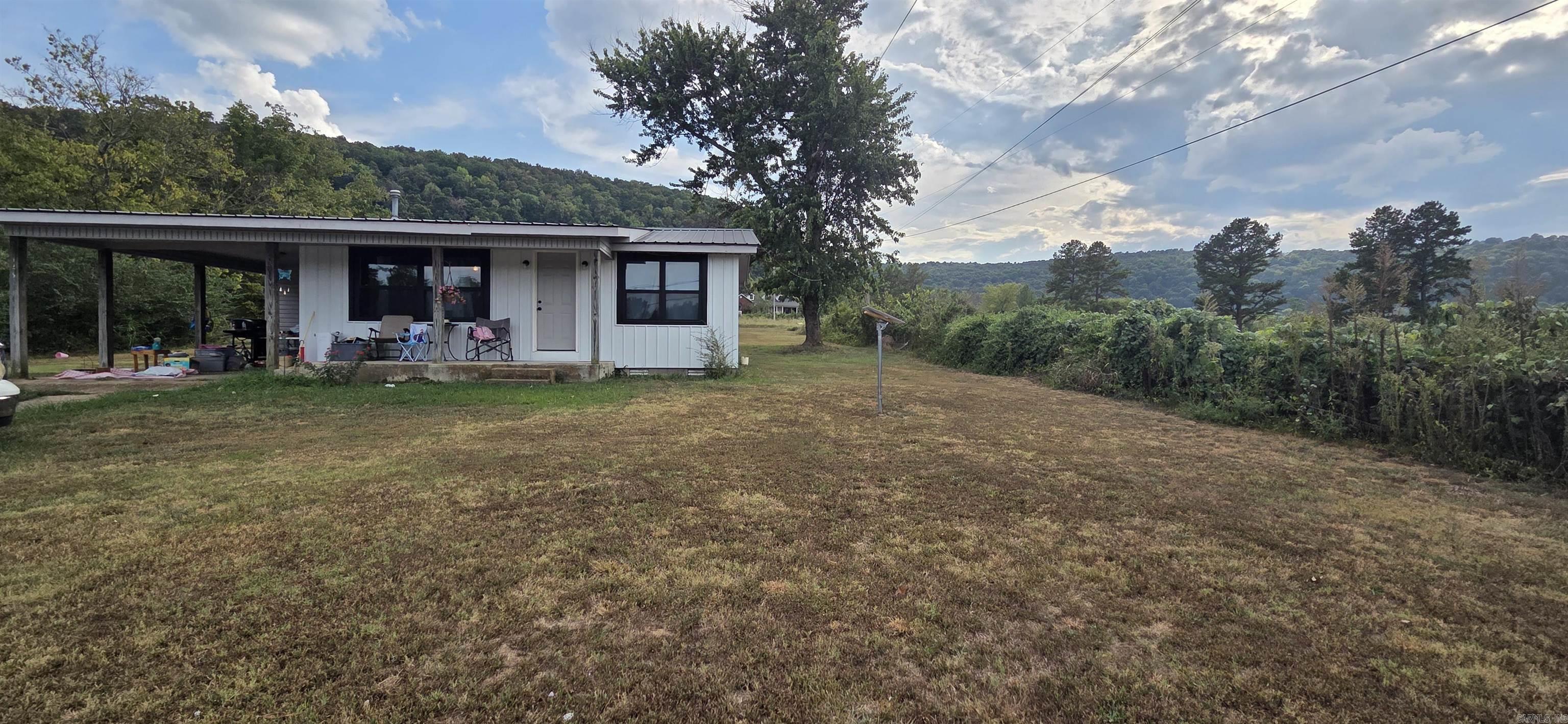 17251 66 Hwy Property Photo 1