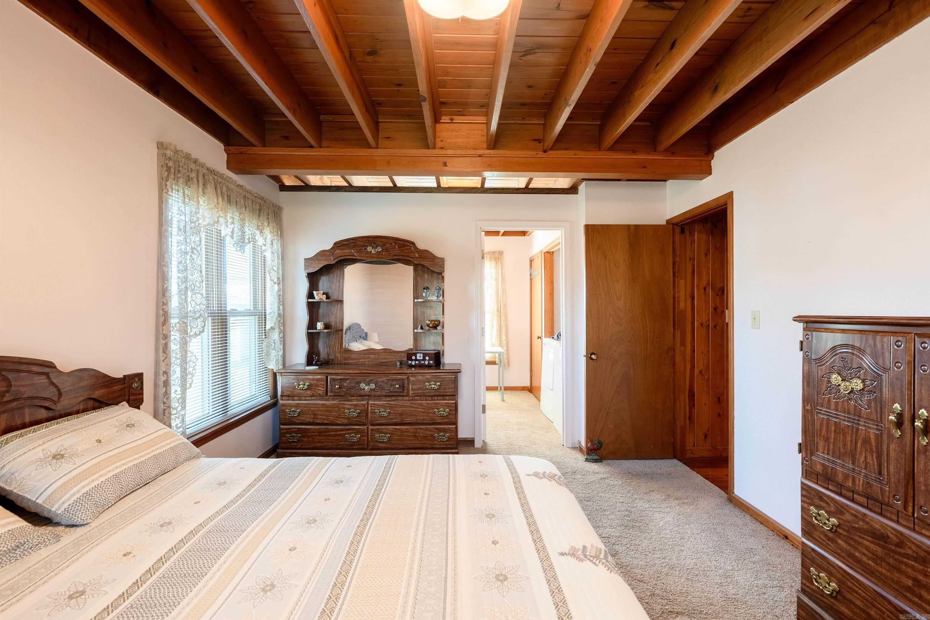 54 Woodland Cove Drive Property Photo 19