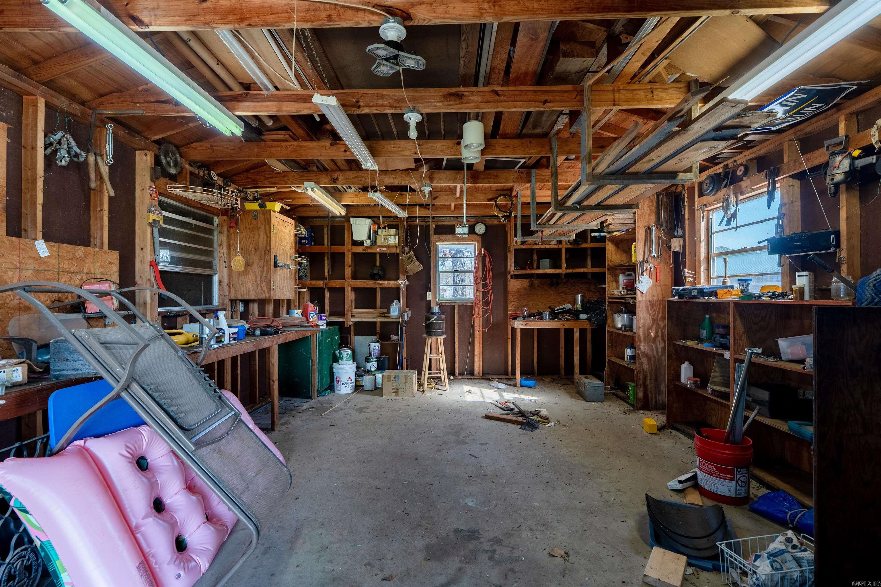 54 Woodland Cove Drive Property Photo 34