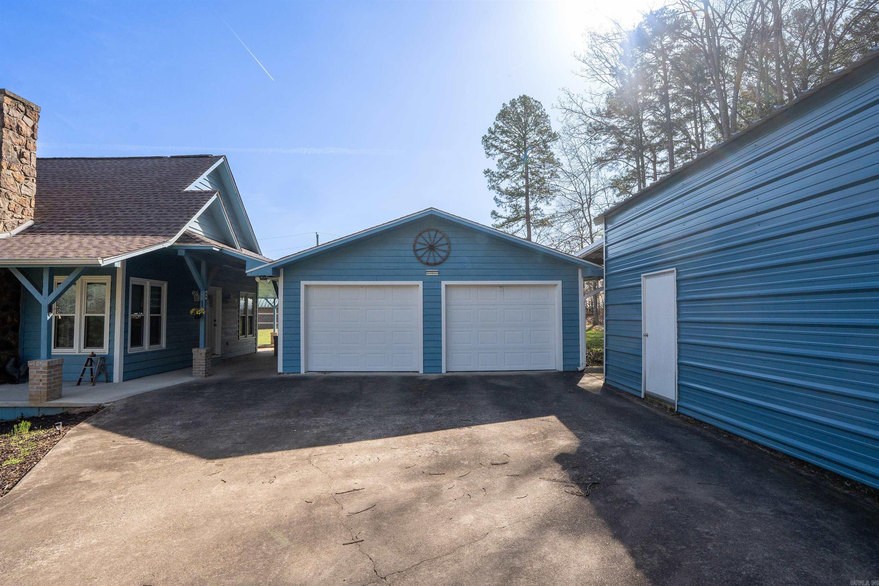 54 Woodland Cove Drive Property Photo 38