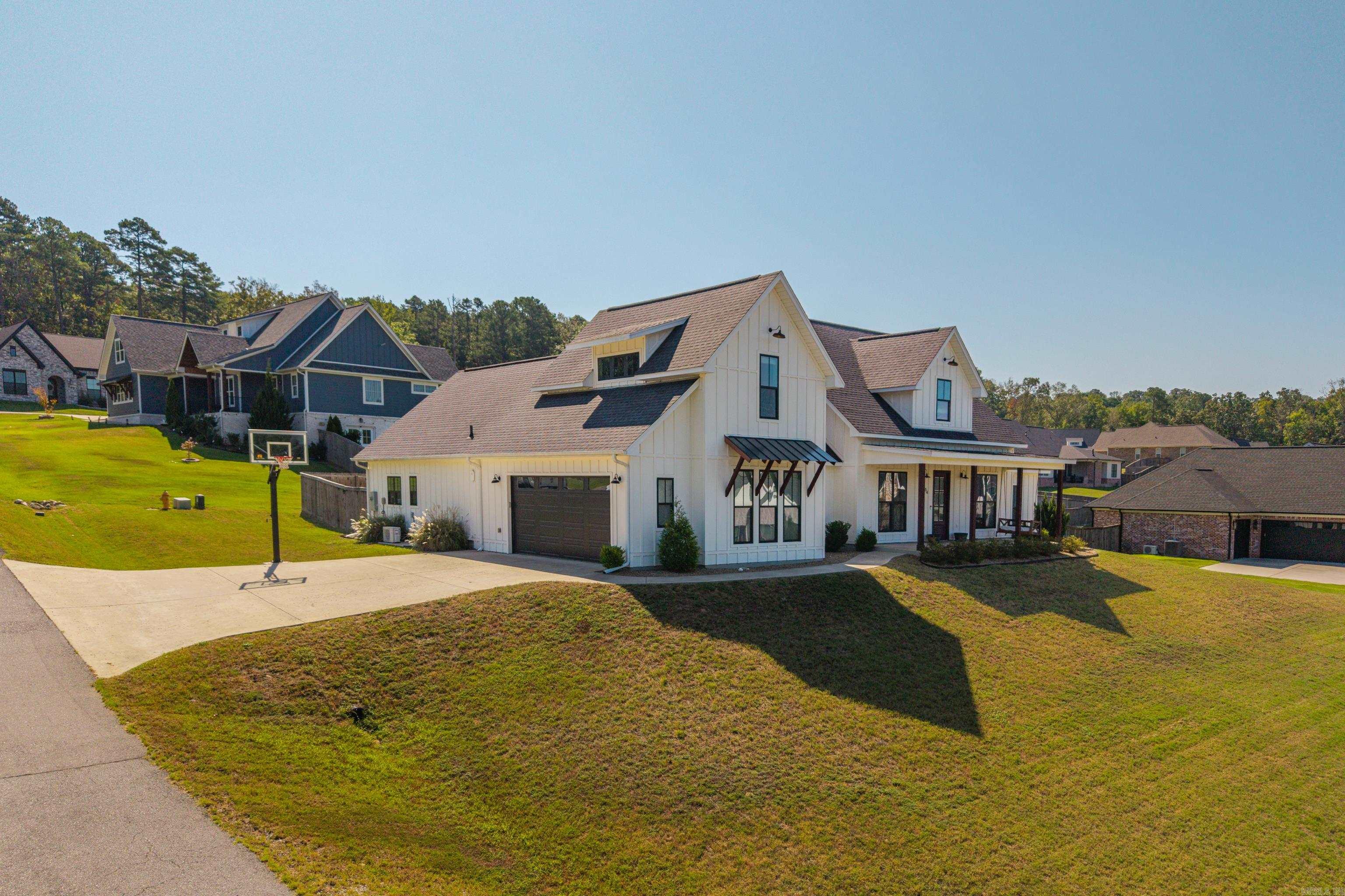 864 Belle Grove Loop Property Photo 4