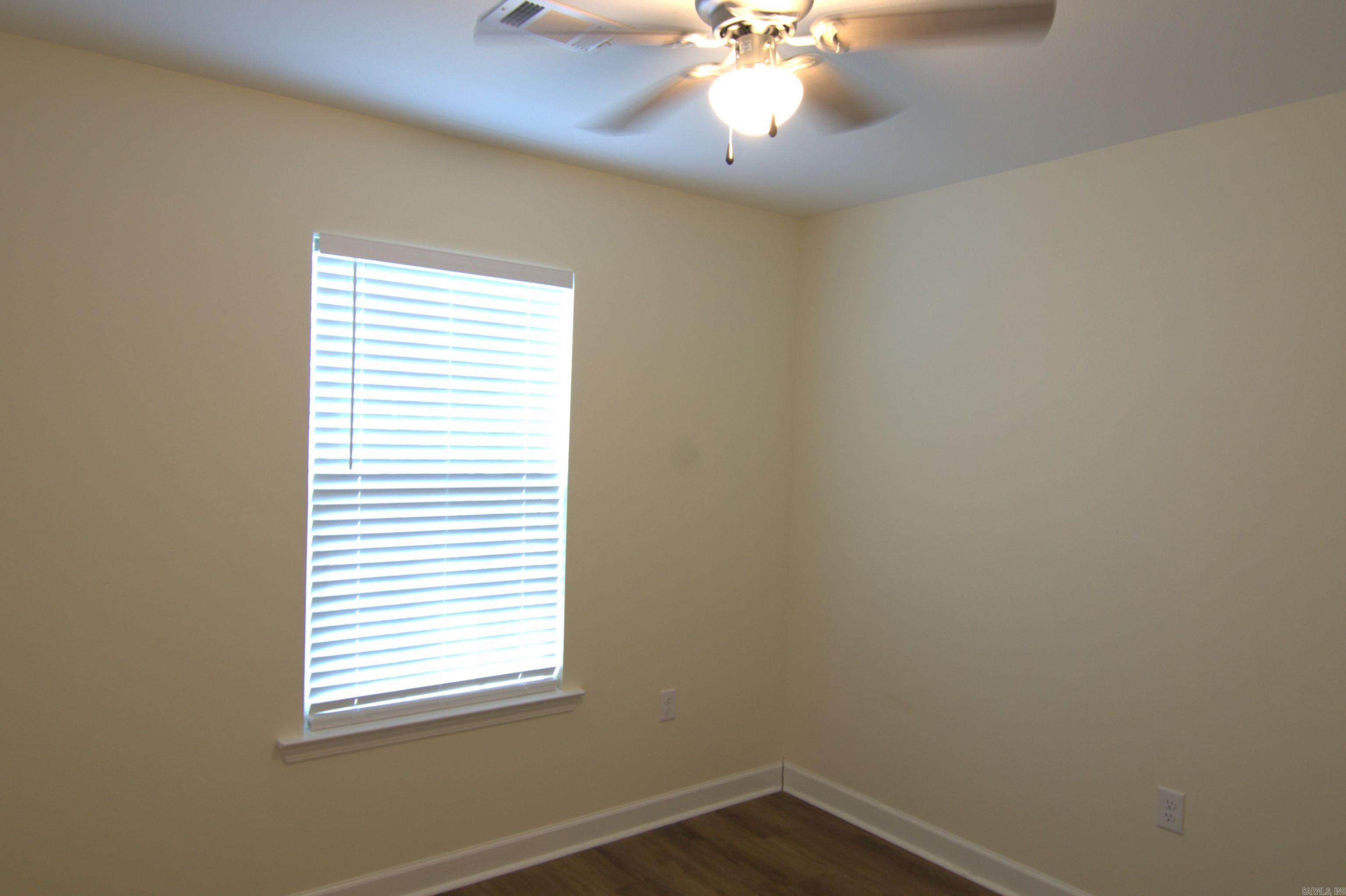 219 Washington Street Property Photo 12