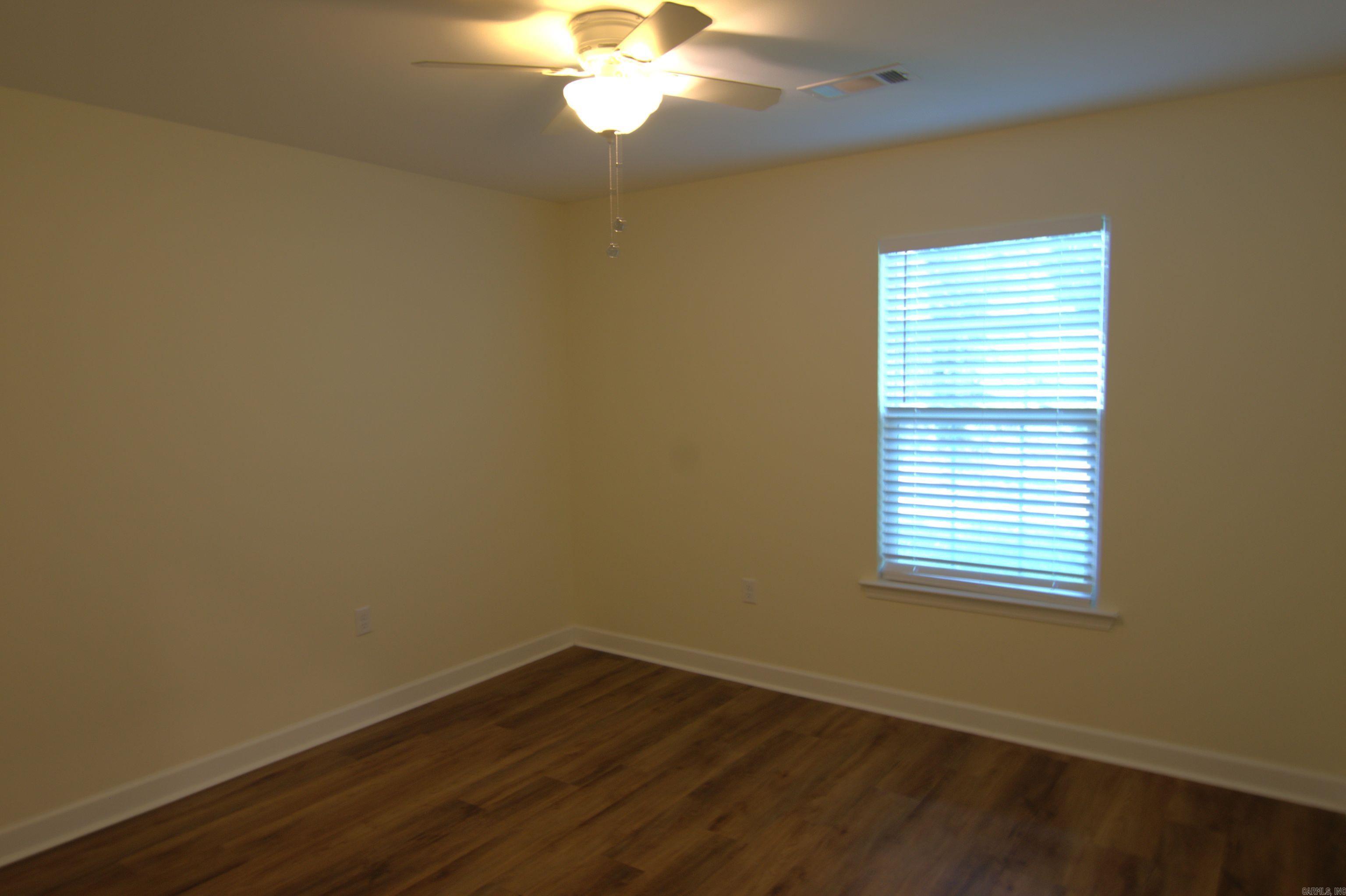 219 Washington Street Property Photo 13
