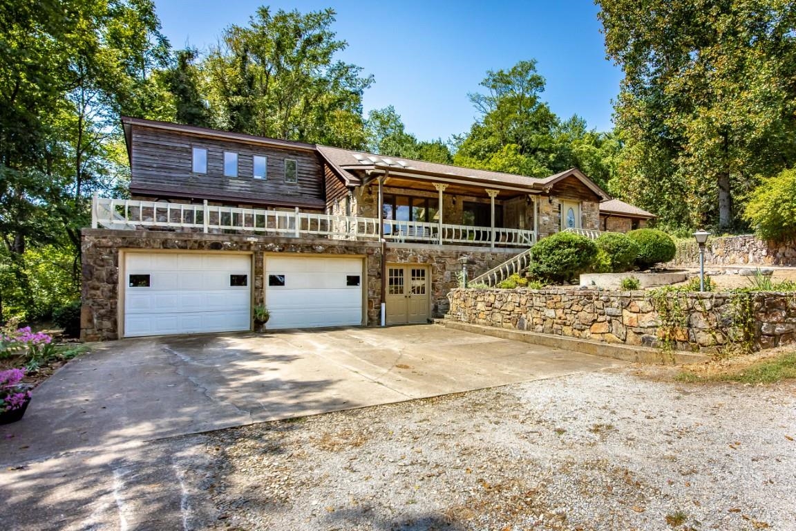 1223 Eagle Point Road Property Photo 3