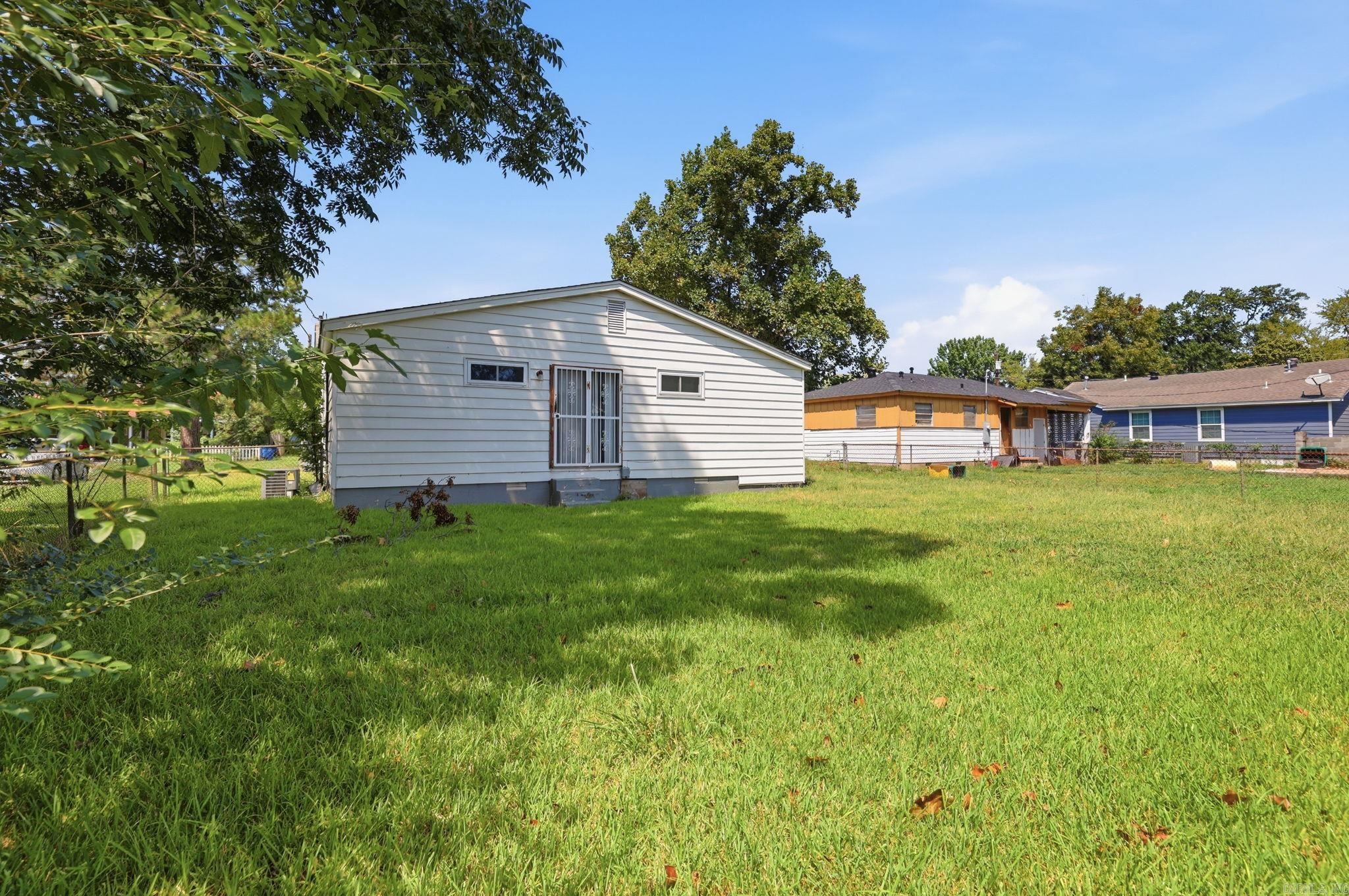 2108 Whyte Drive Property Photo 20