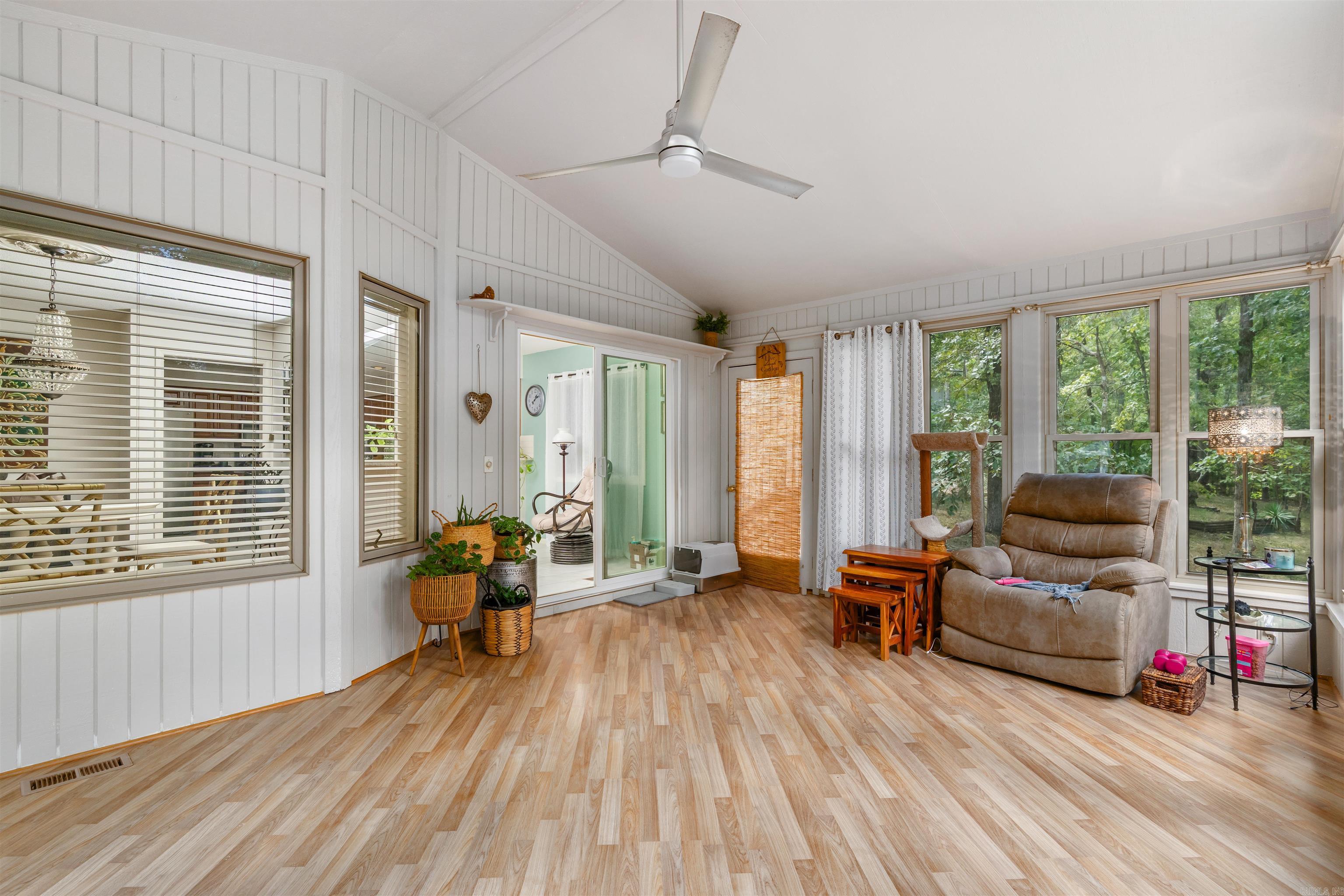 9 Gorrion Lane Property Photo 24