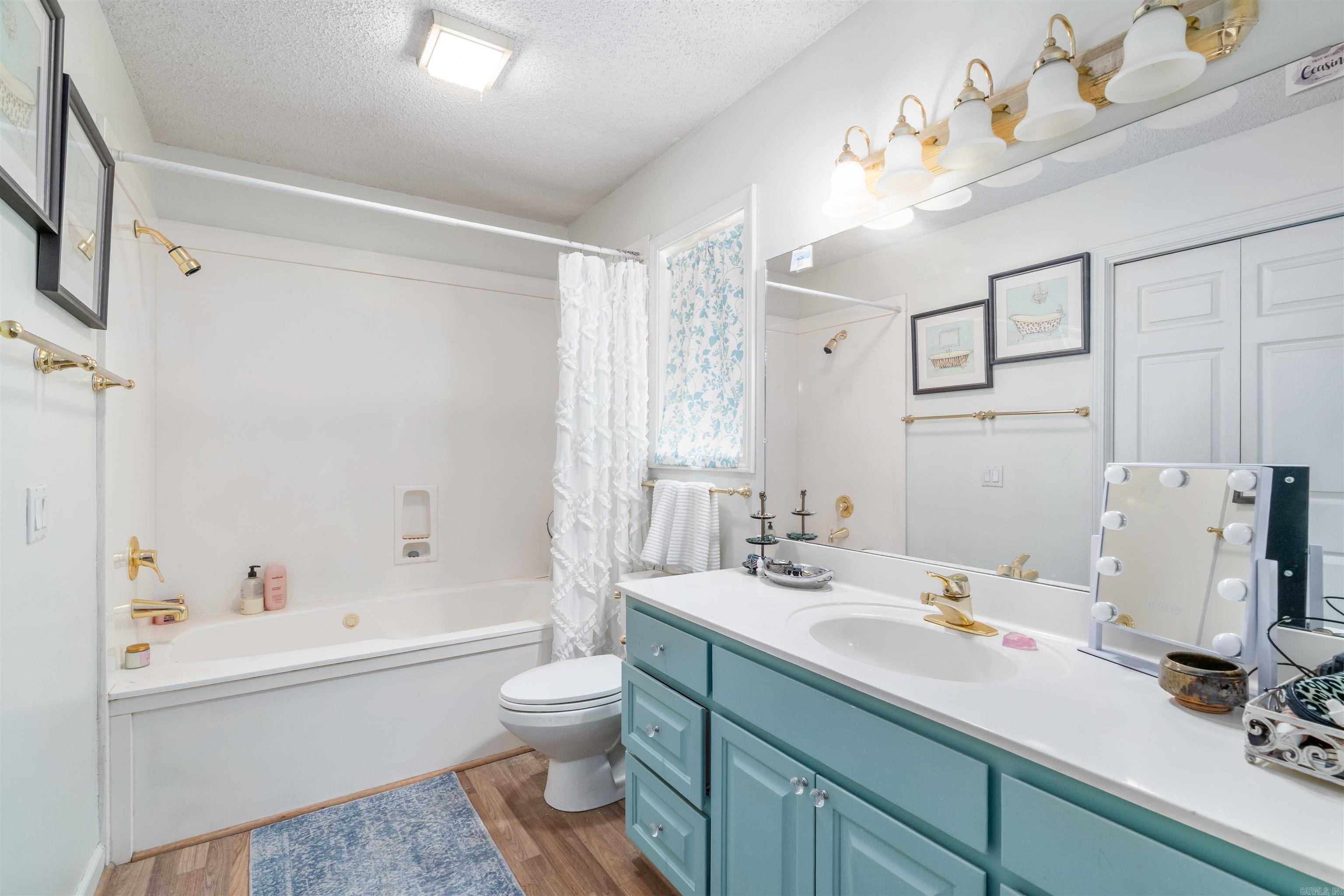 9 Gorrion Lane Property Photo 34