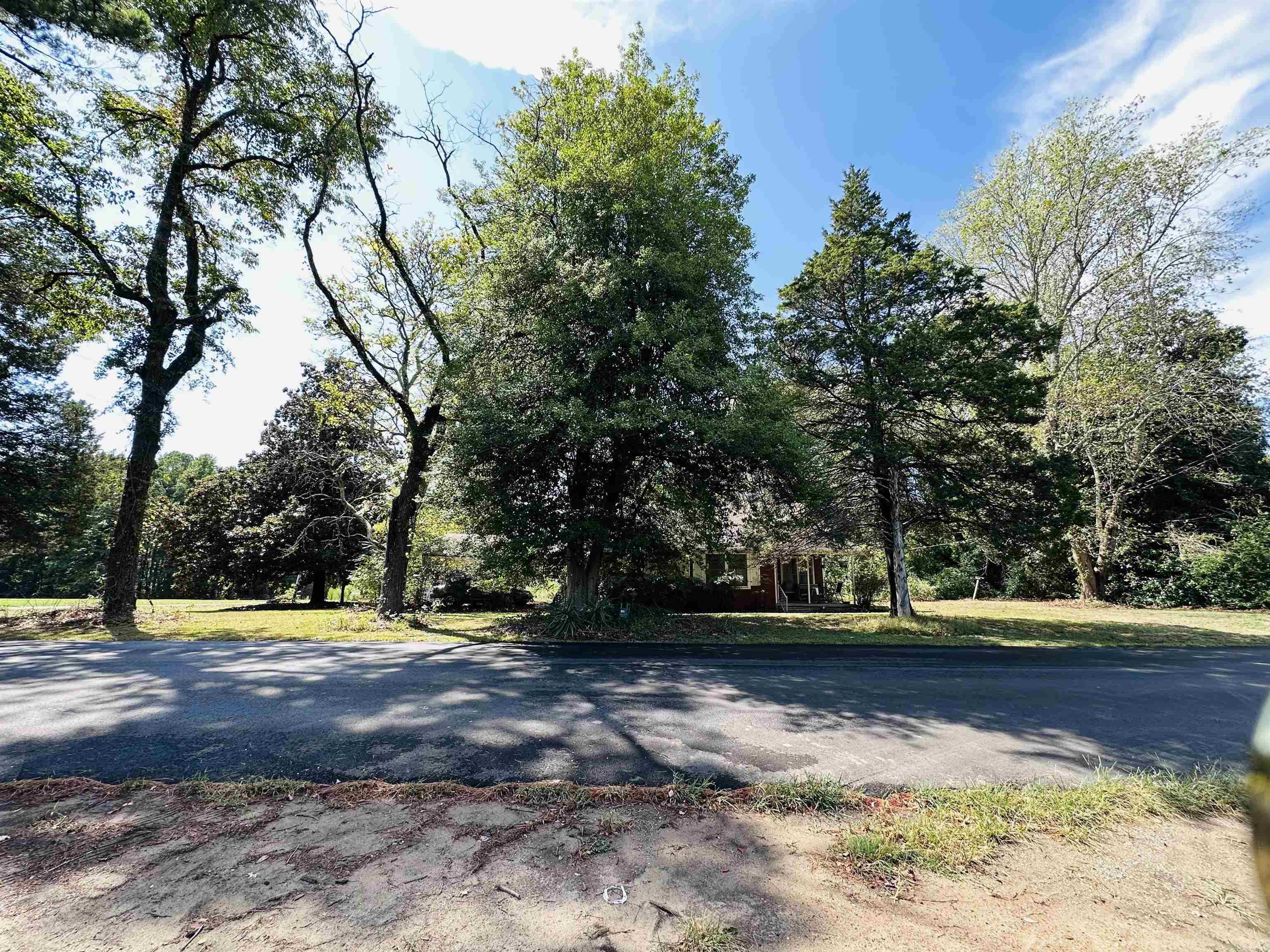 5505 N Detonti Property Photo 11