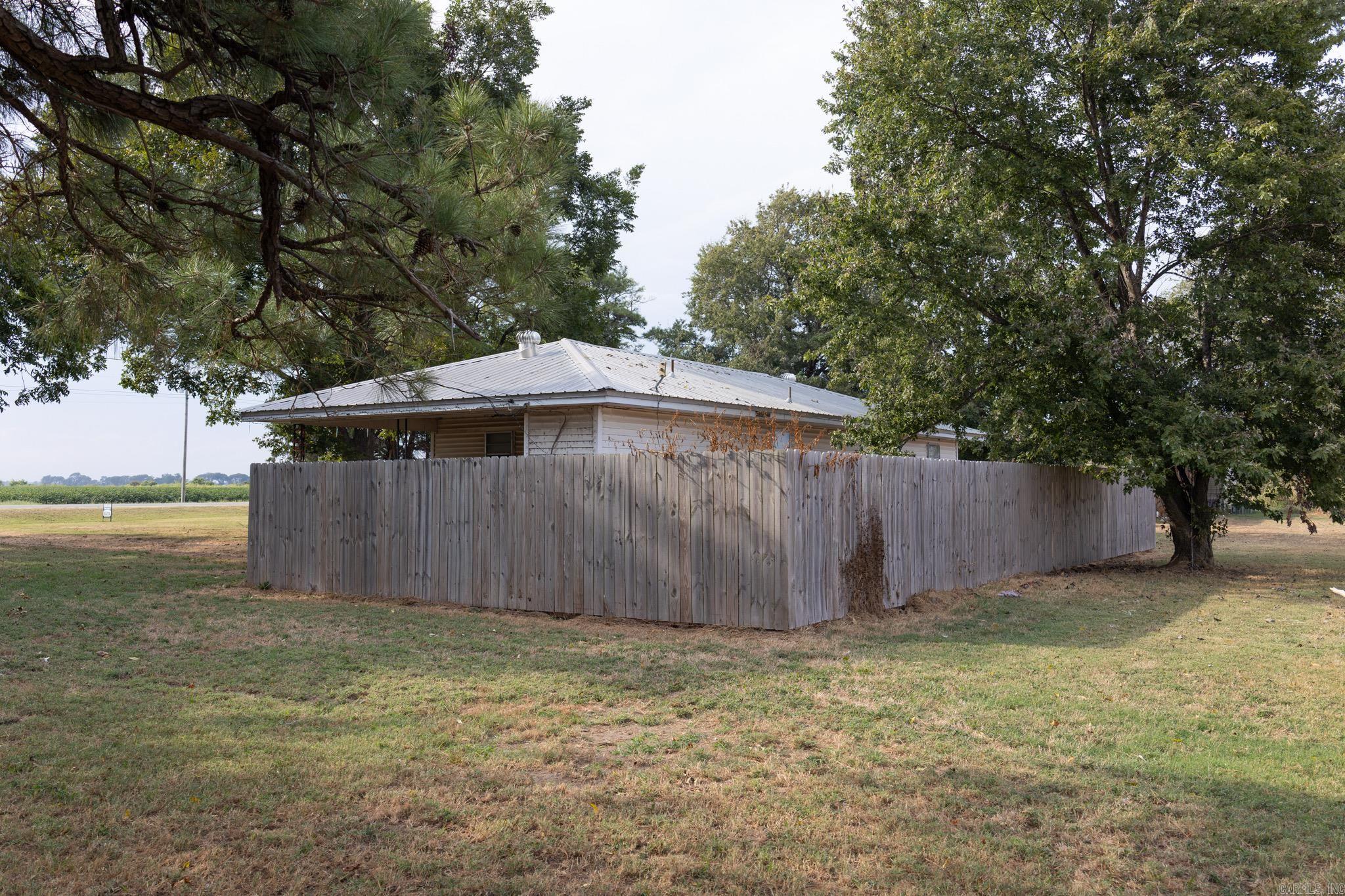 3955 Highway 139 Property Photo 2