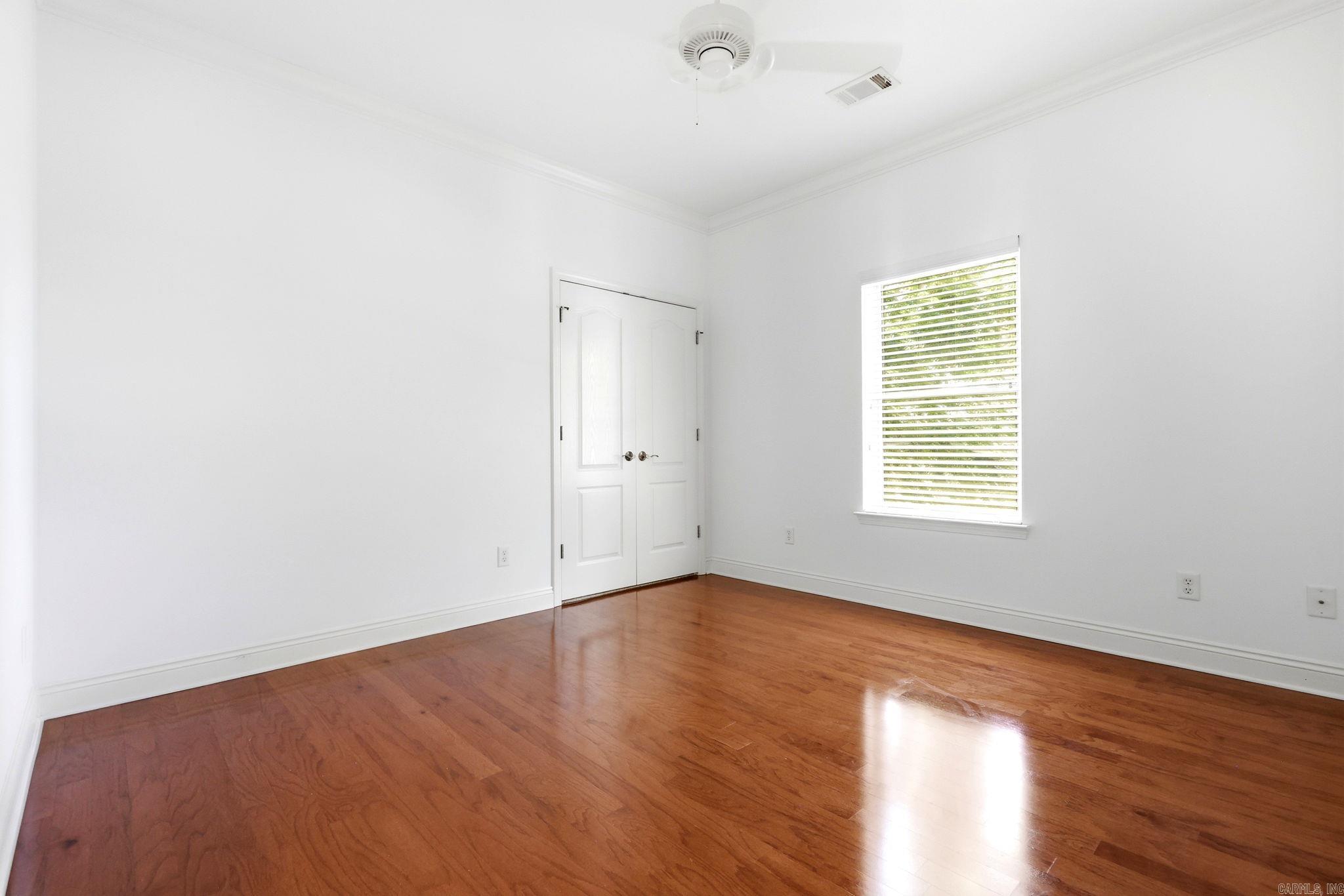 7528 Worth Avenue Property Photo 28