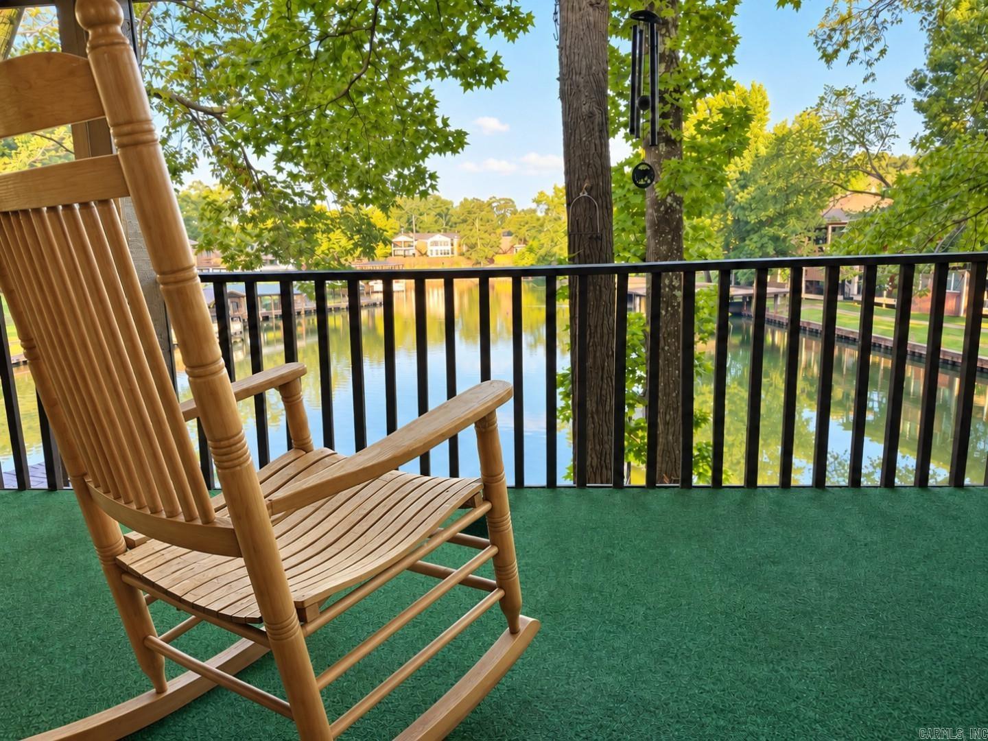 2315 Lakeshore Drive #f3 Property Photo 2