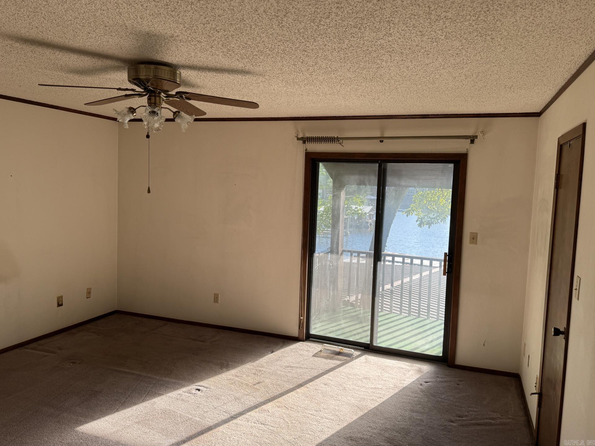 2315 Lakeshore Drive #f3 Property Photo 12