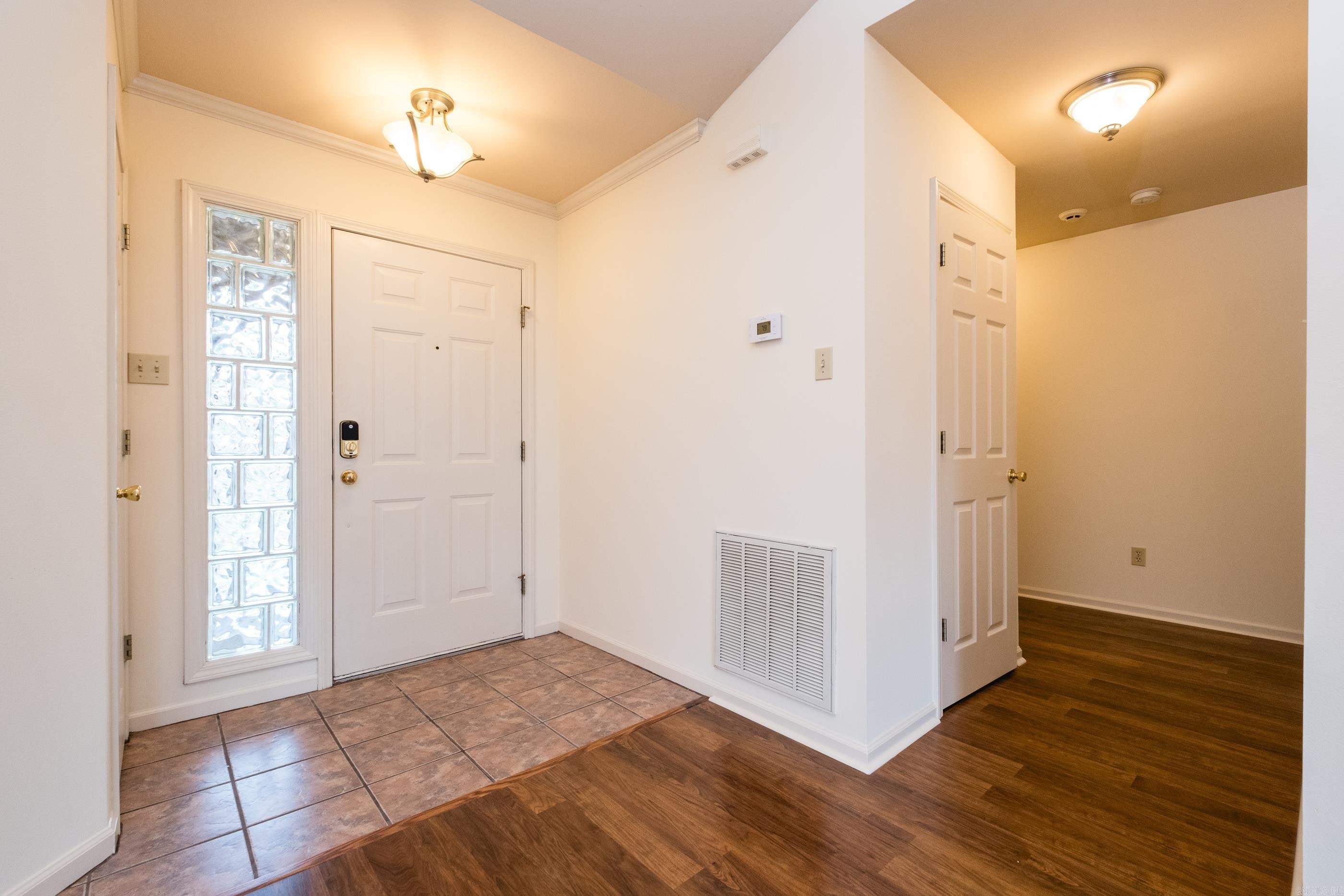 210 Chantilly Circle Property Photo 5