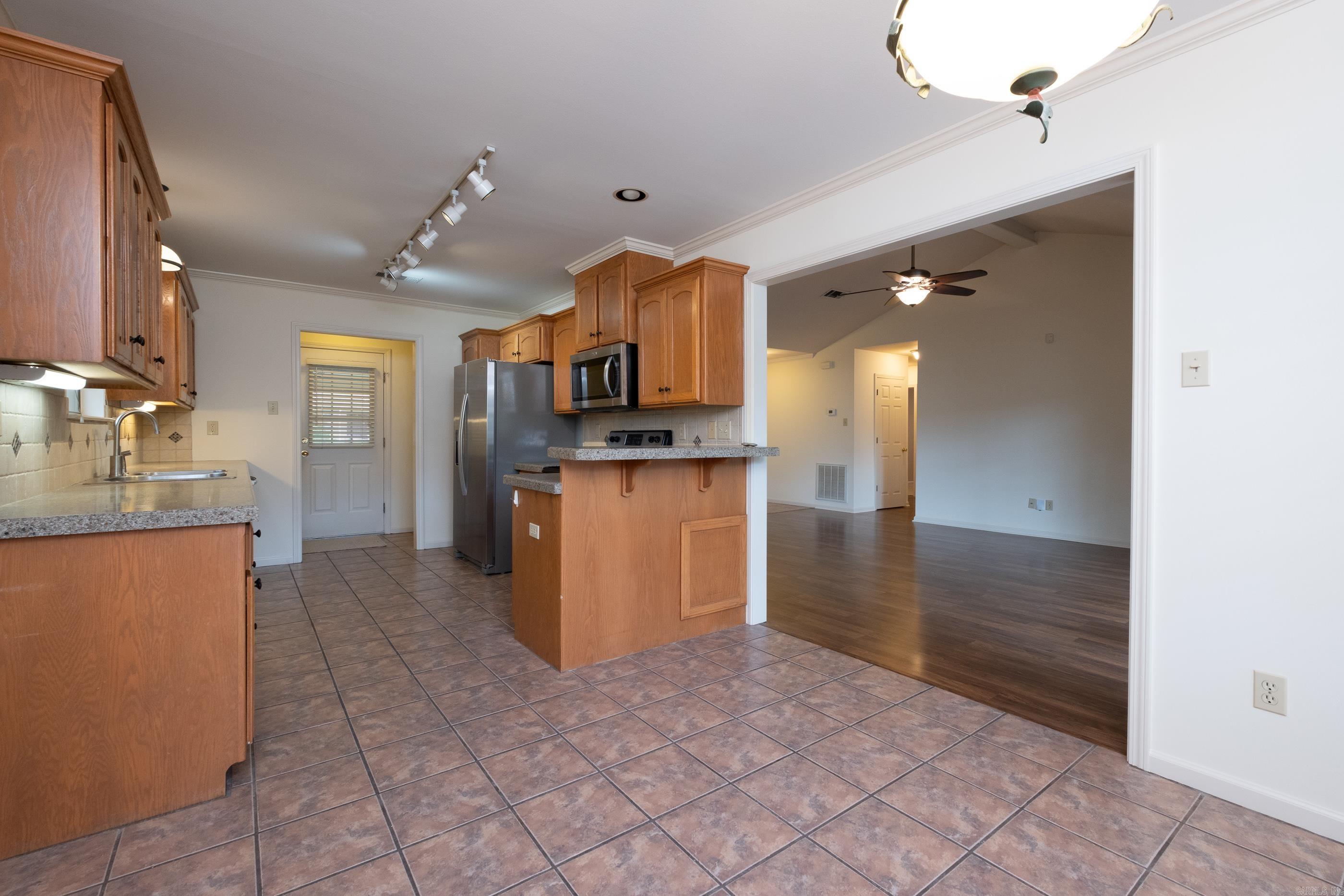 210 Chantilly Circle Property Photo 16