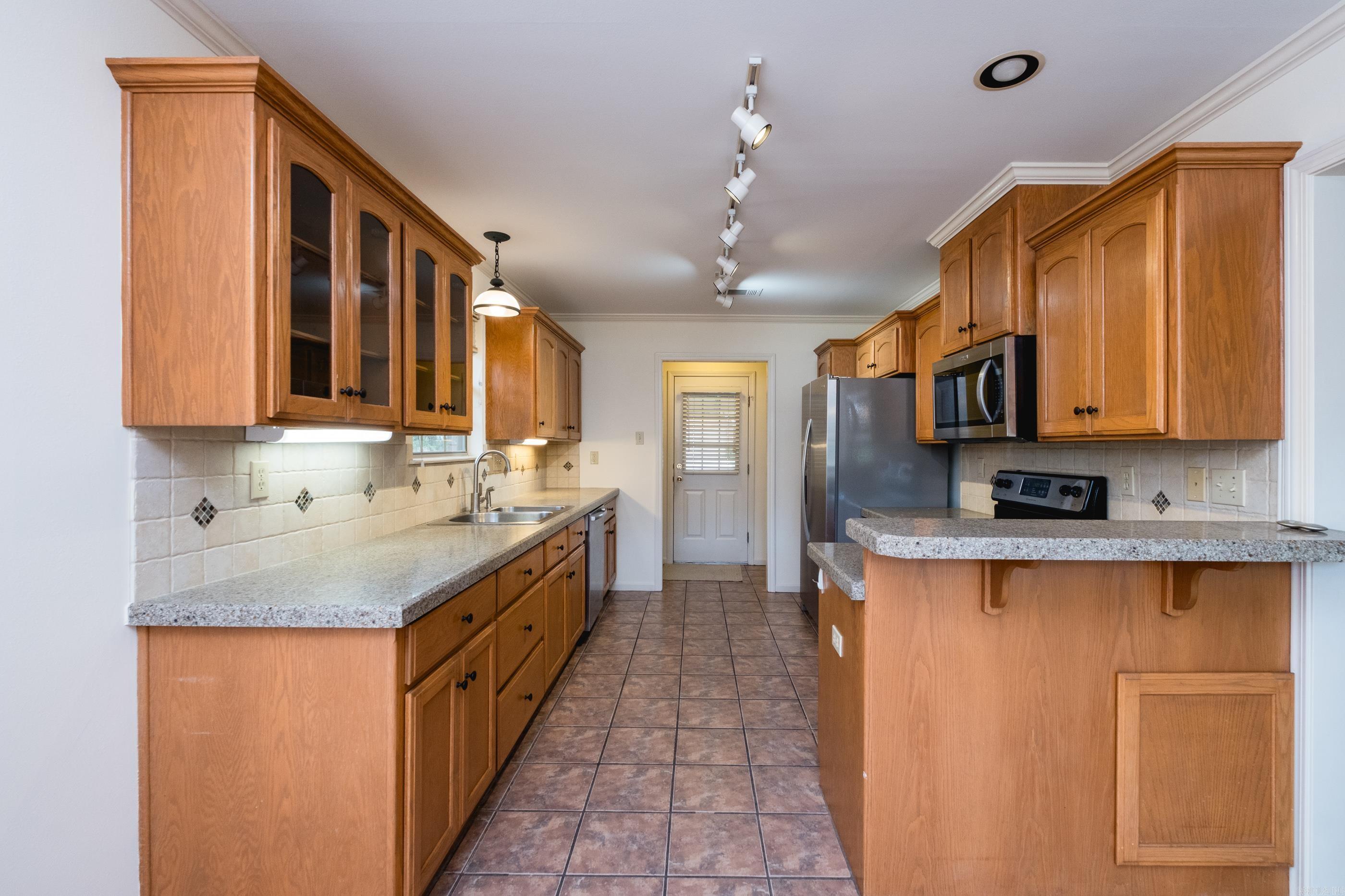 210 Chantilly Circle Property Photo 17