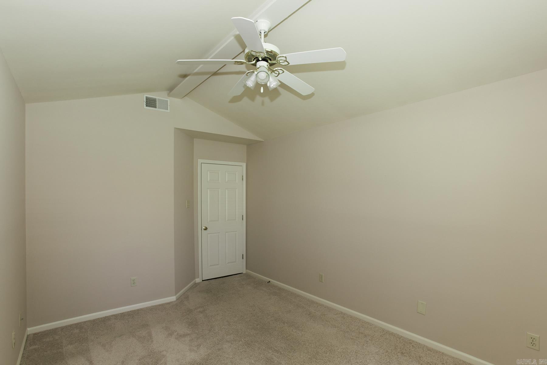 210 Chantilly Circle Property Photo 33