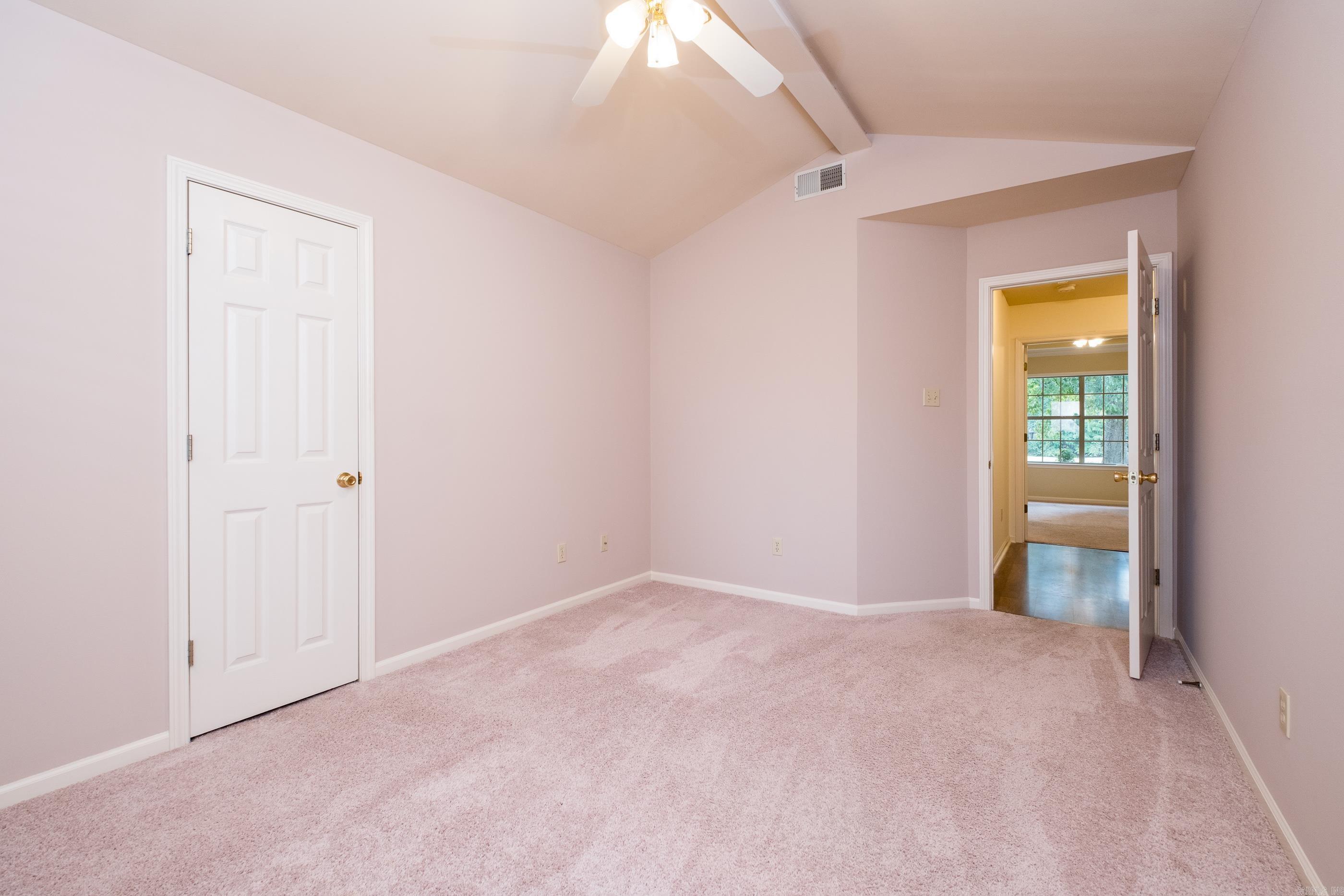 210 Chantilly Circle Property Photo 35