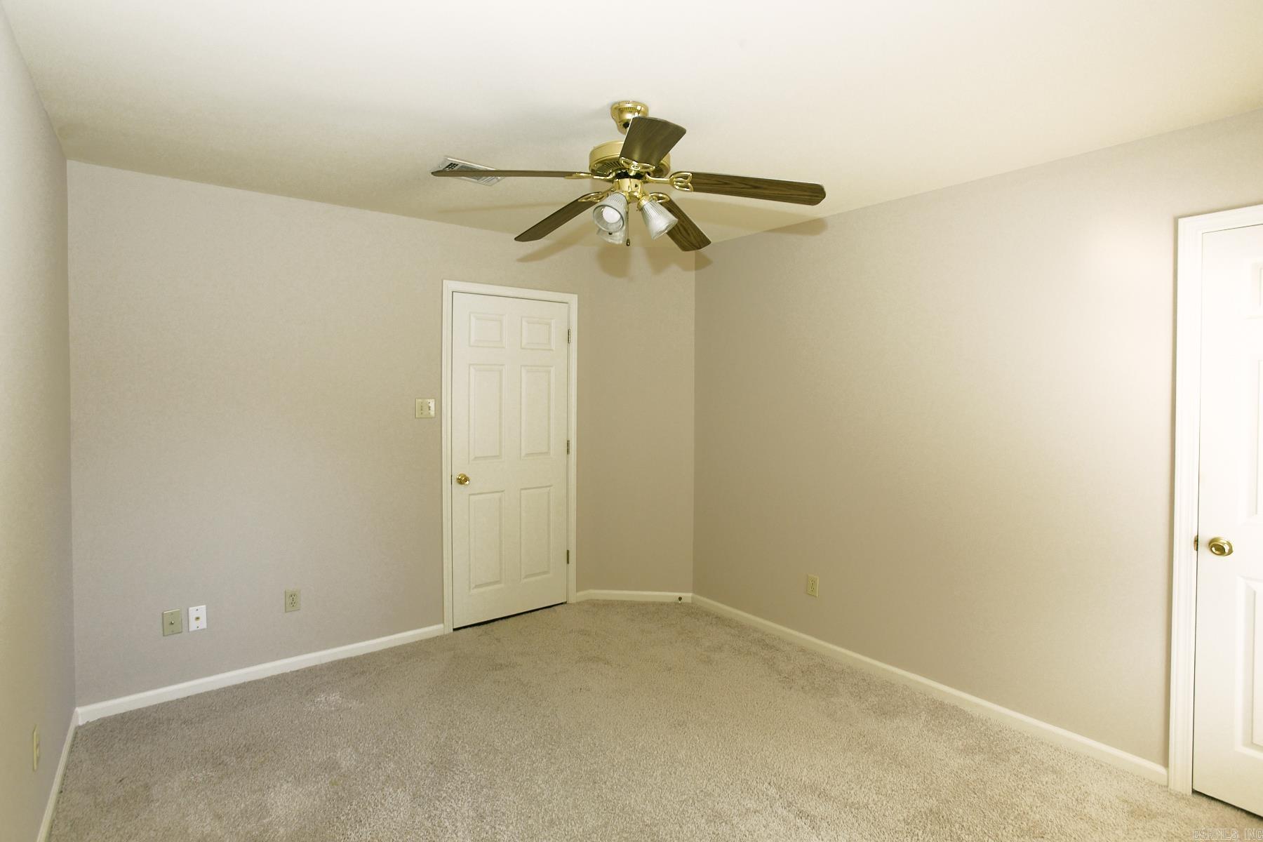 210 Chantilly Circle Property Photo 37