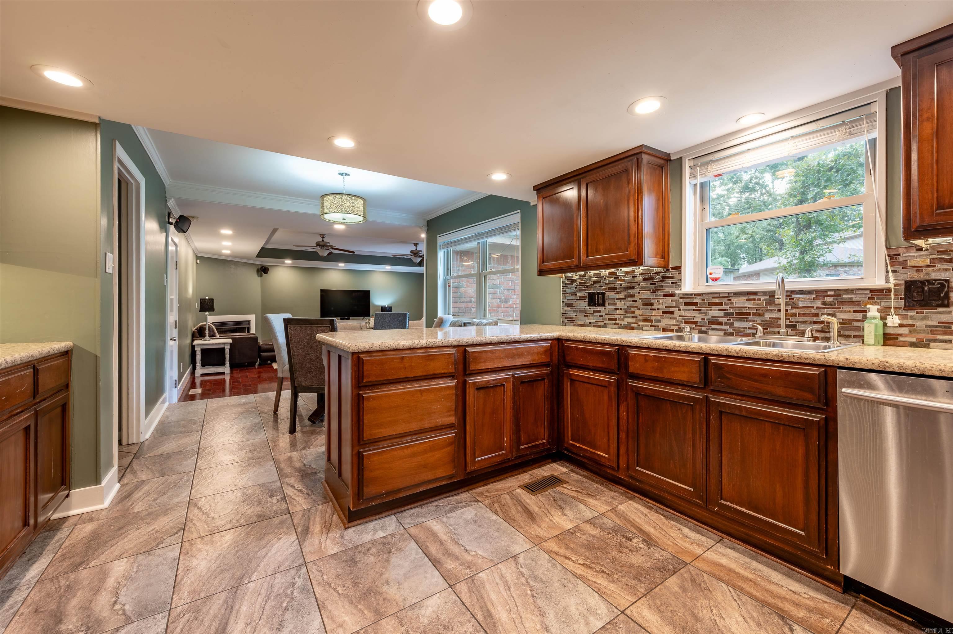 7409 Flintrock Property Photo 13