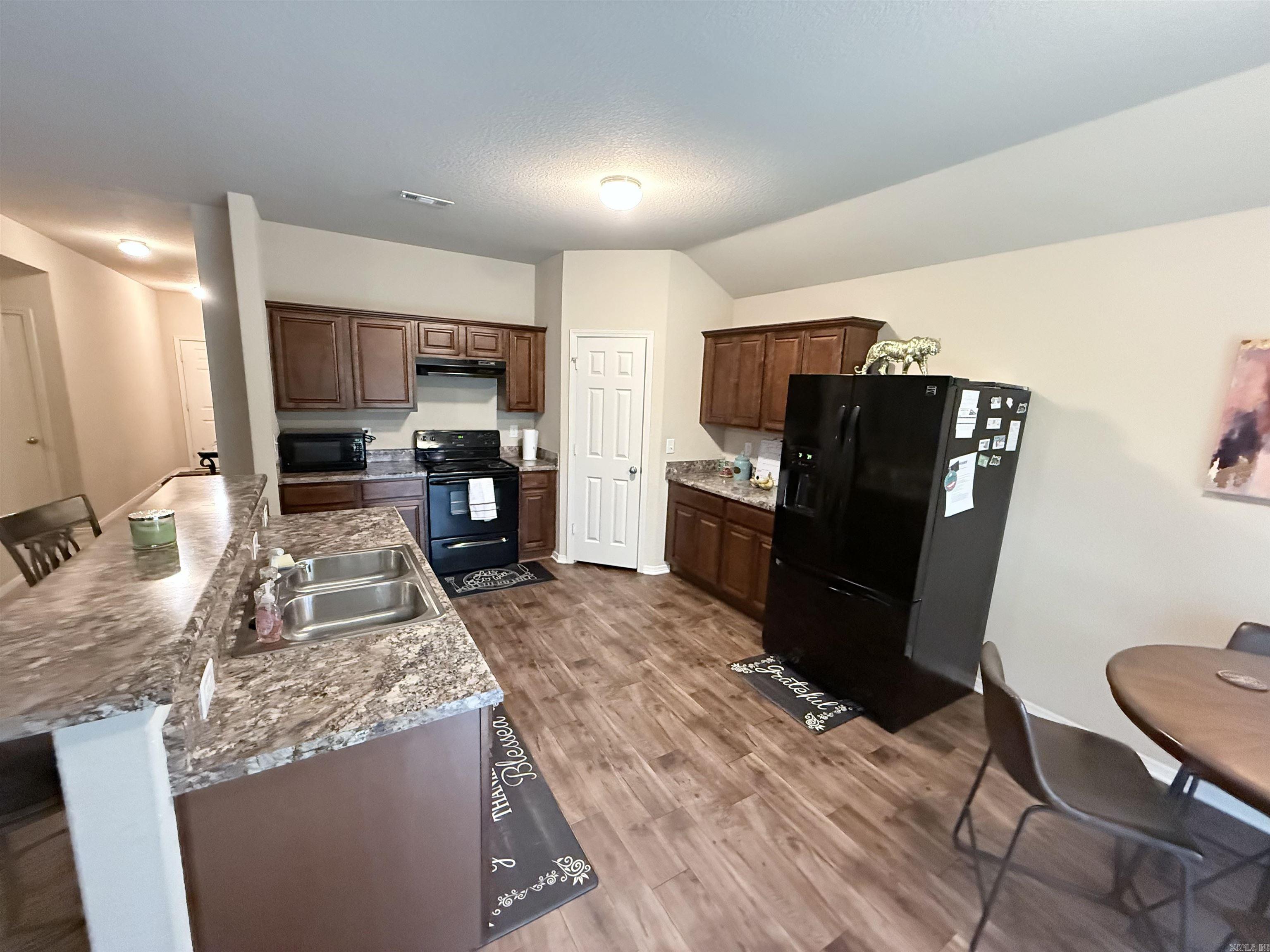 3144 Sage Grass Lane Property Photo 4