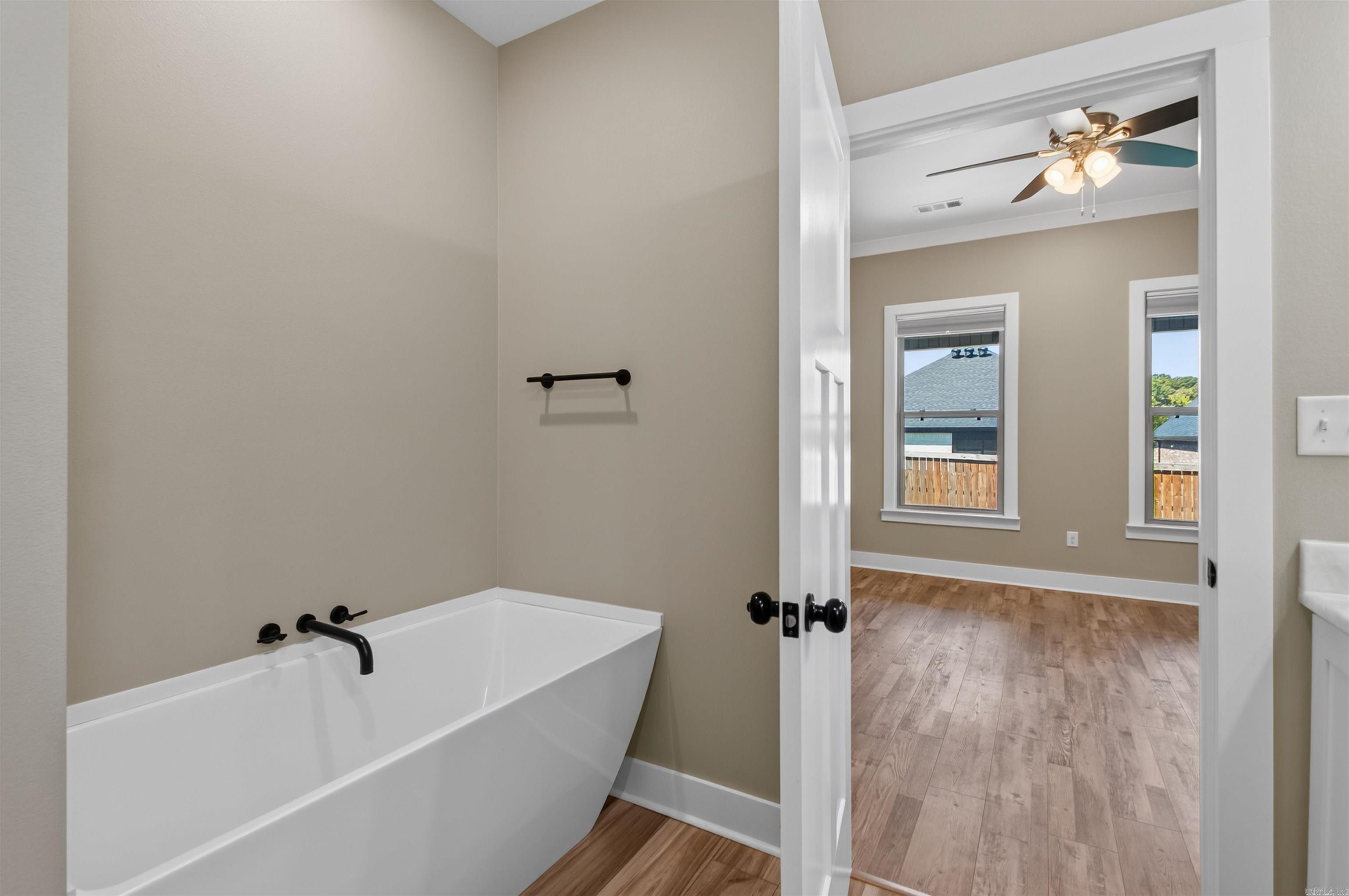 347 Fletcher Loop Property Photo 10