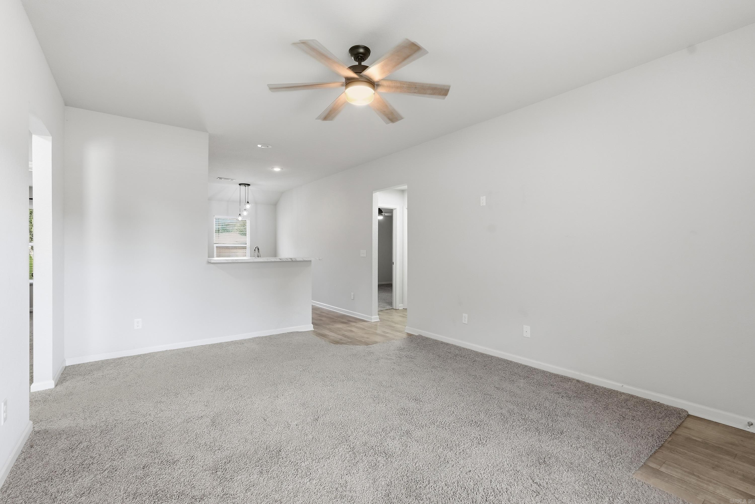 8 Harvest Lane Property Photo 3