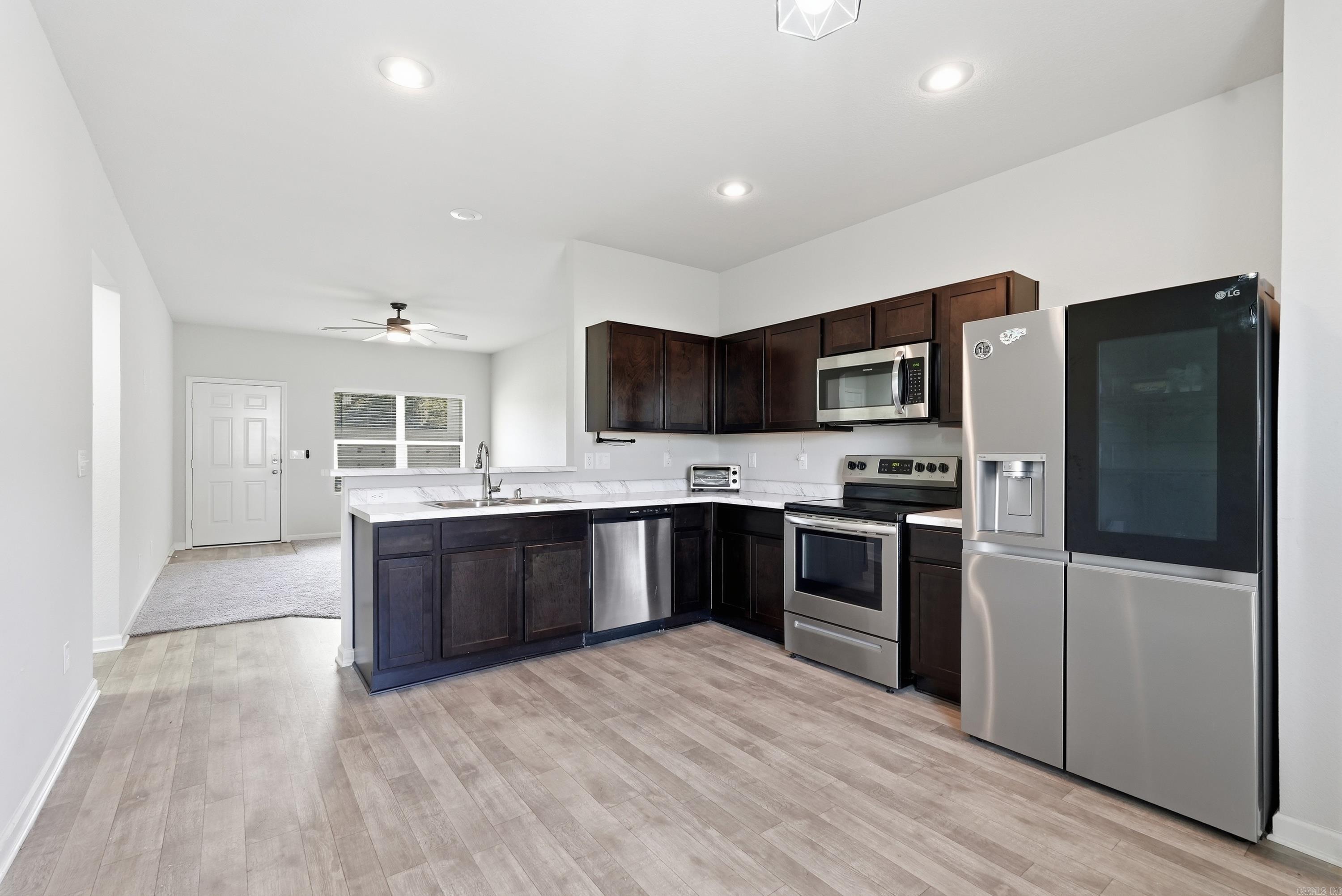 8 Harvest Lane Property Photo 3
