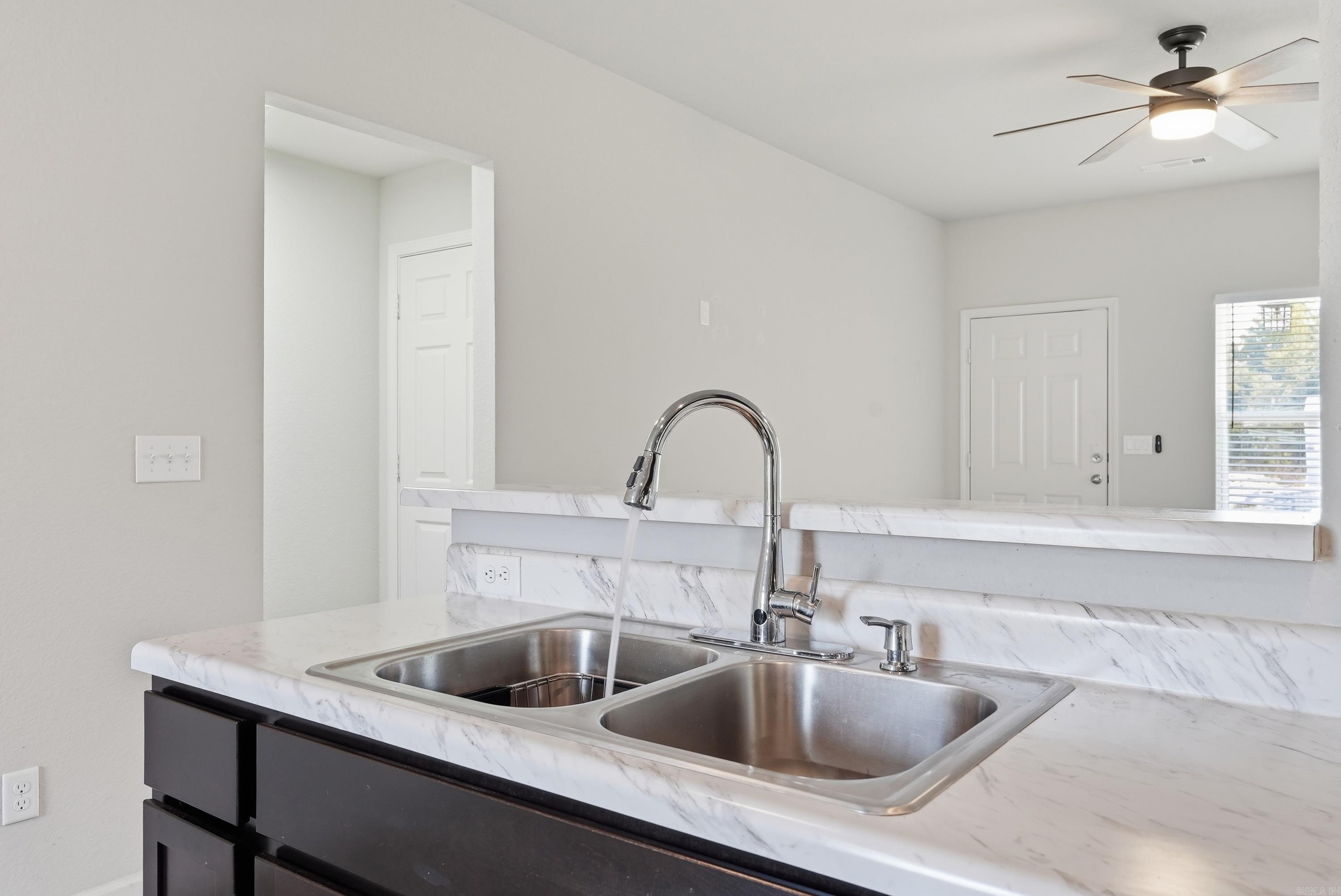 8 Harvest Lane Property Photo 14