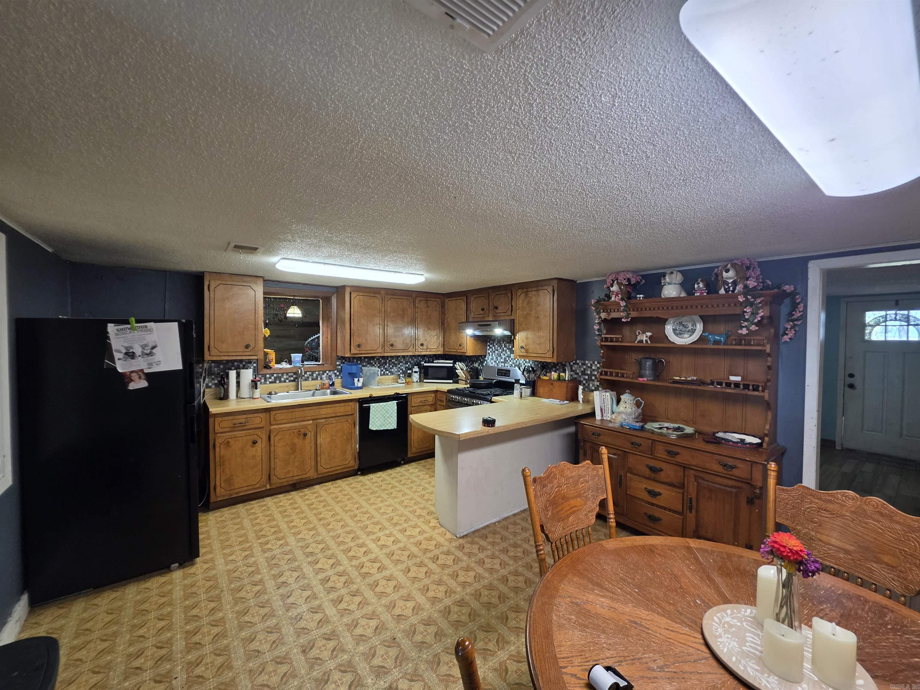 4555 Greene 203 Road Property Photo 14