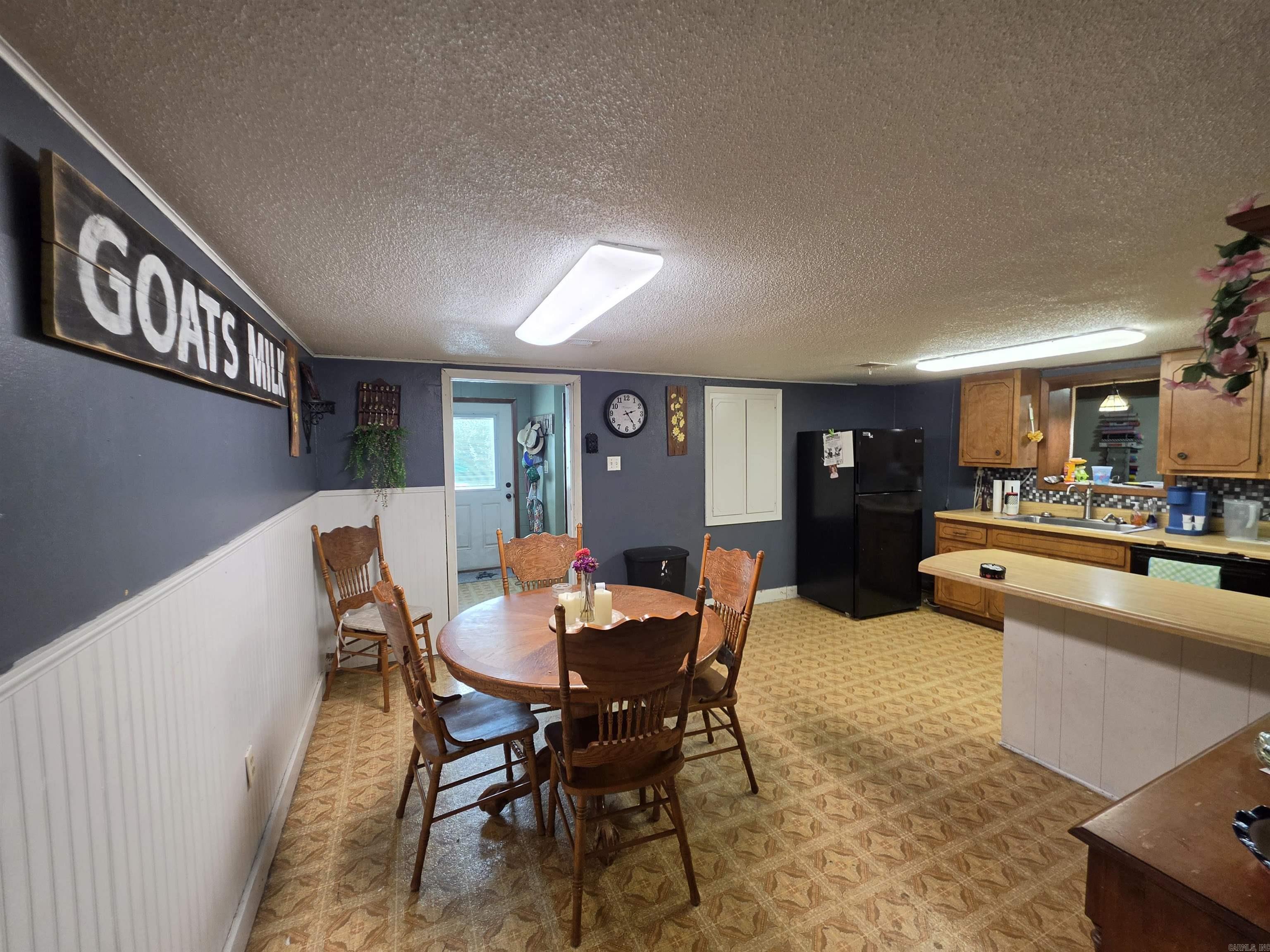 4555 Greene 203 Road Property Photo 15