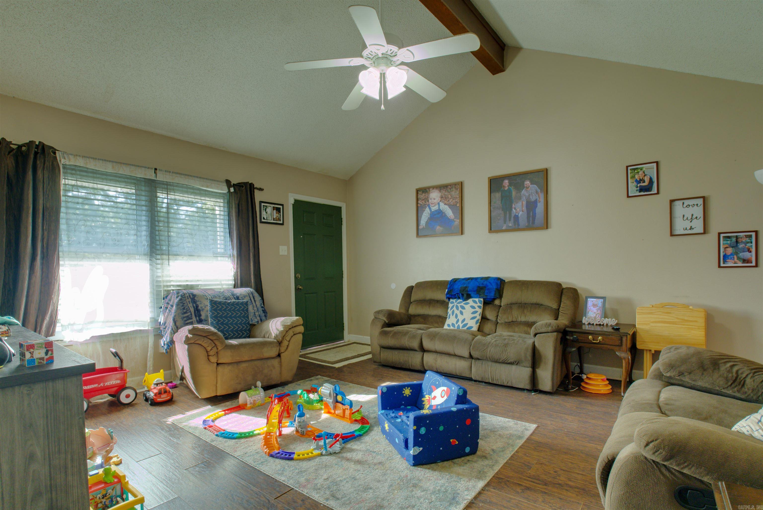 217 Briarpatch Lane Property Photo 6