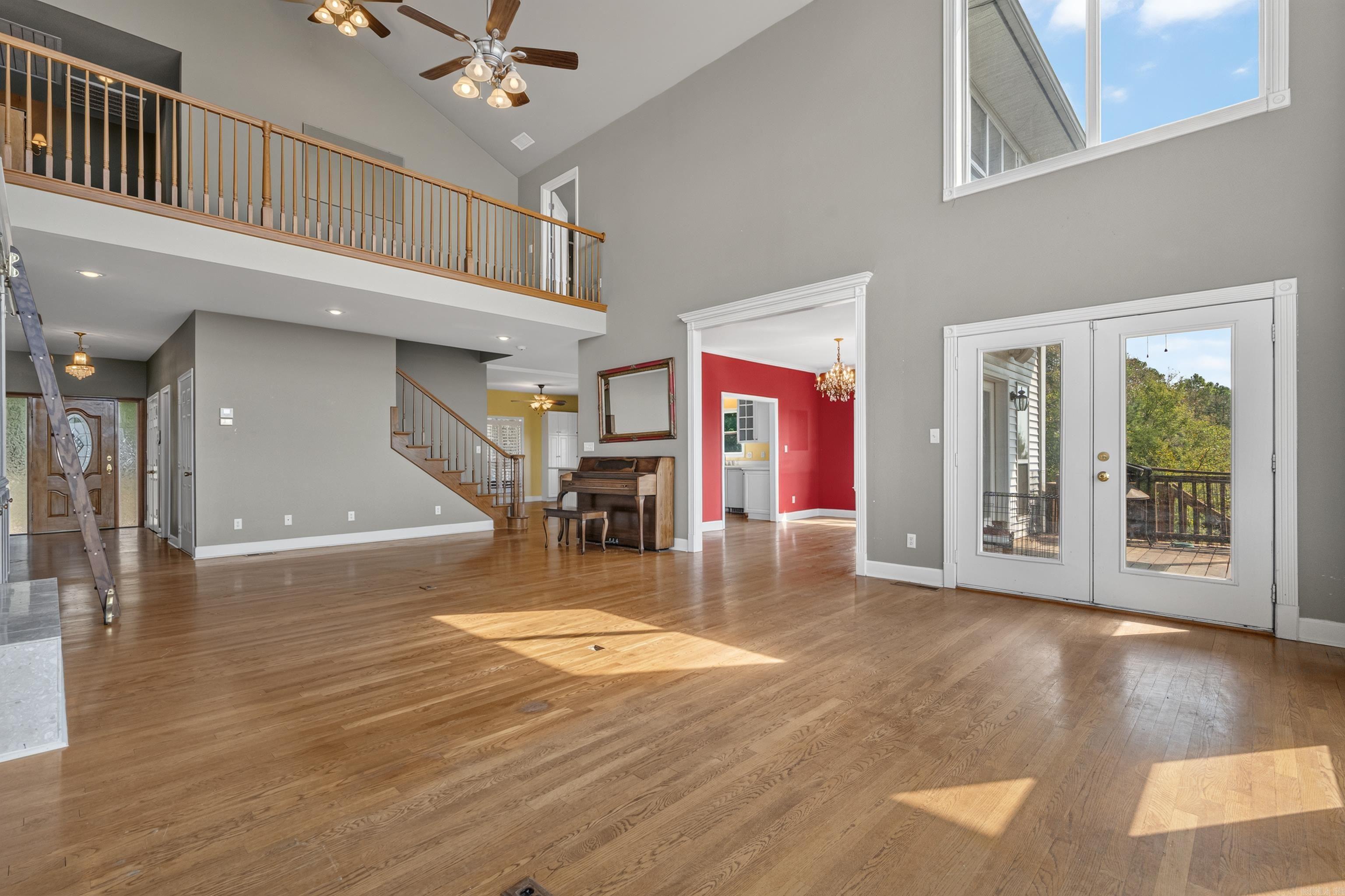 42200 Torrington Drive Property Photo 6