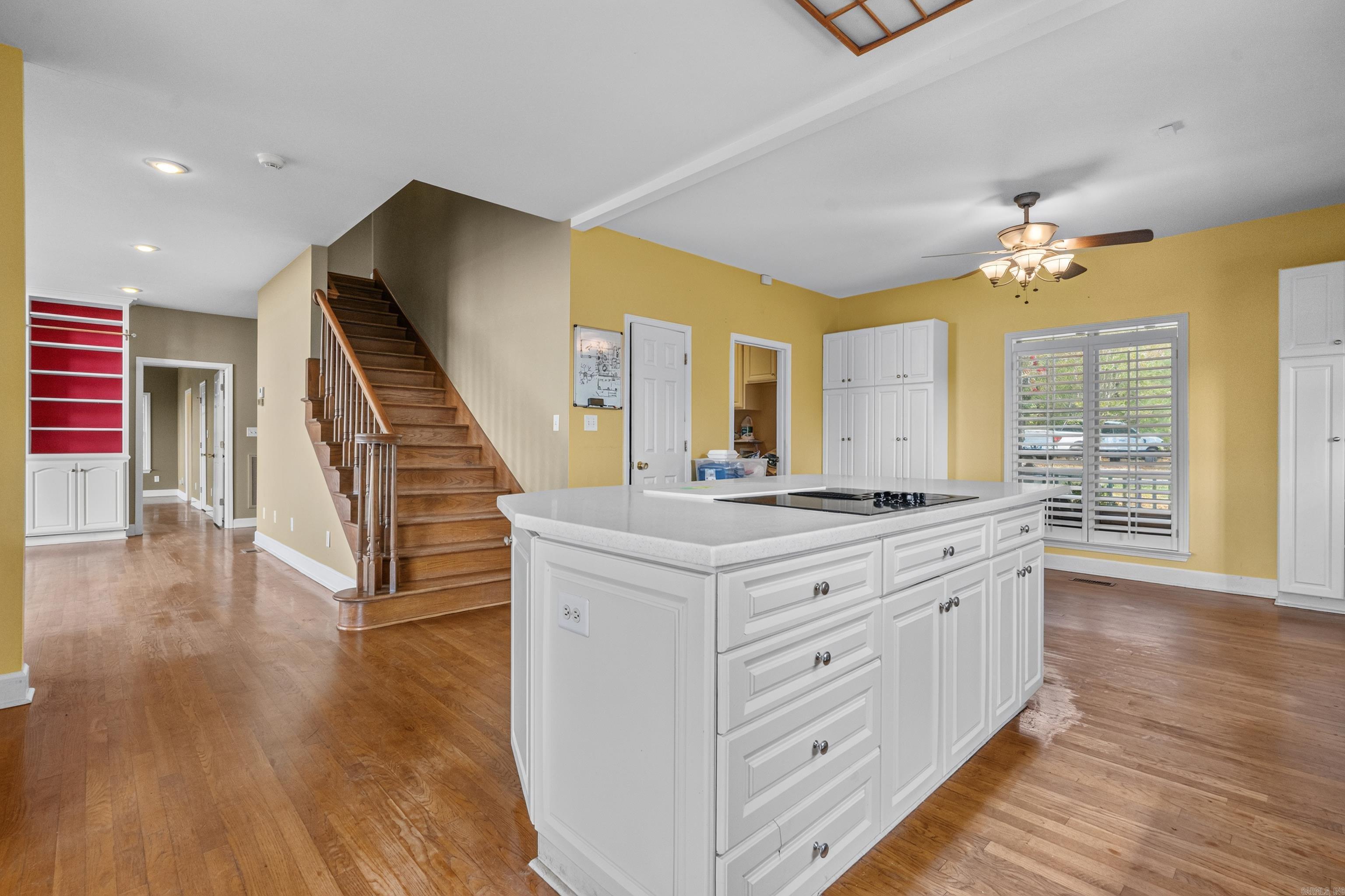 42200 Torrington Drive Property Photo 10