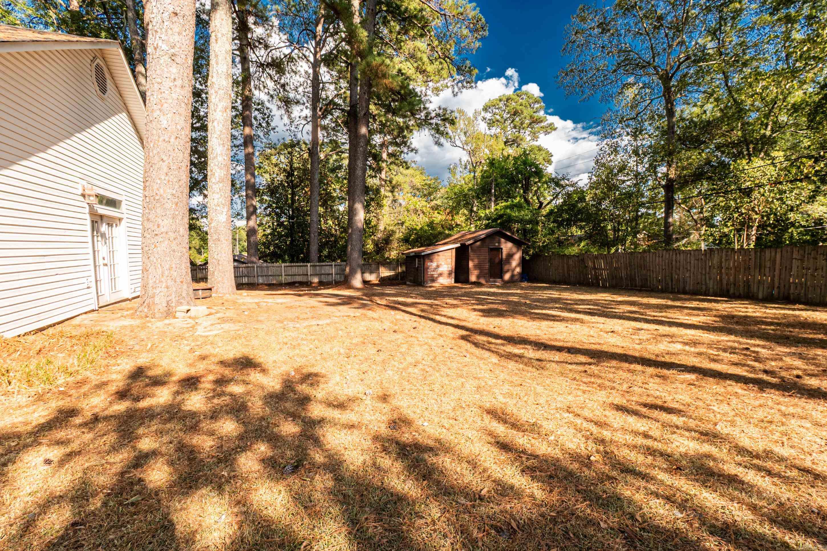 119 Woodland Dr Property Photo 3