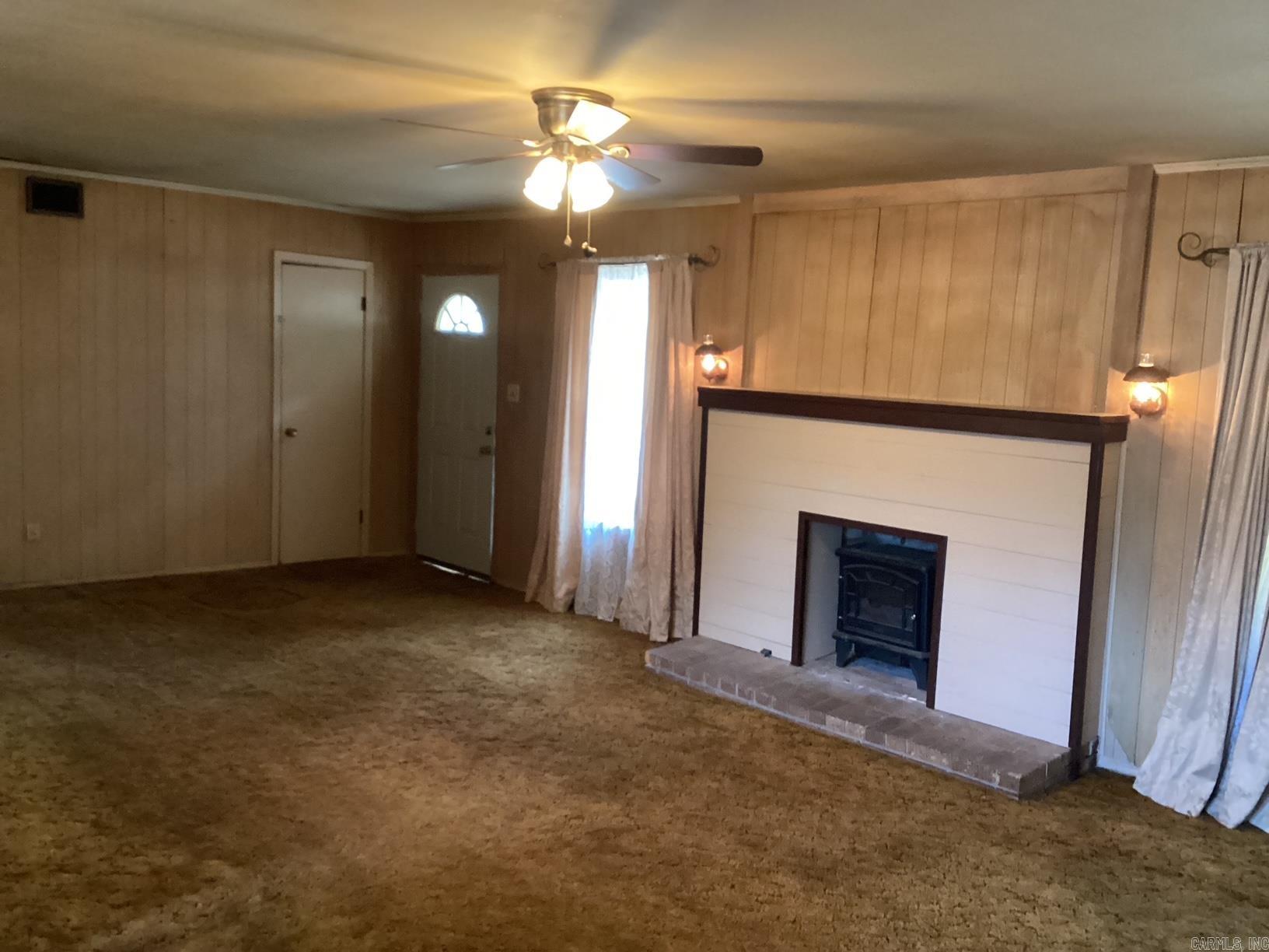 1612 Sunset Dr Property Photo 8
