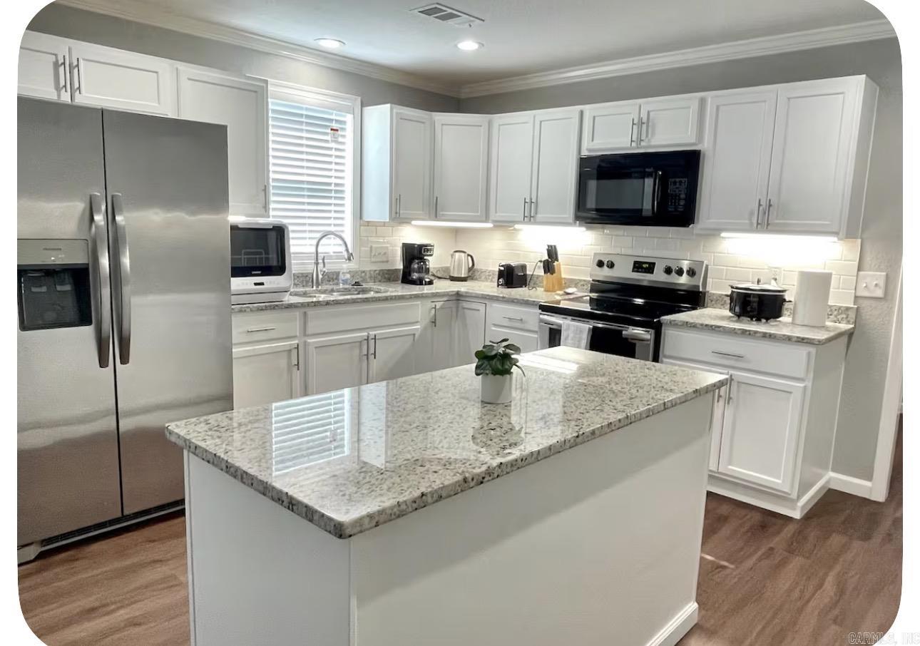 South Street Property Photo 9