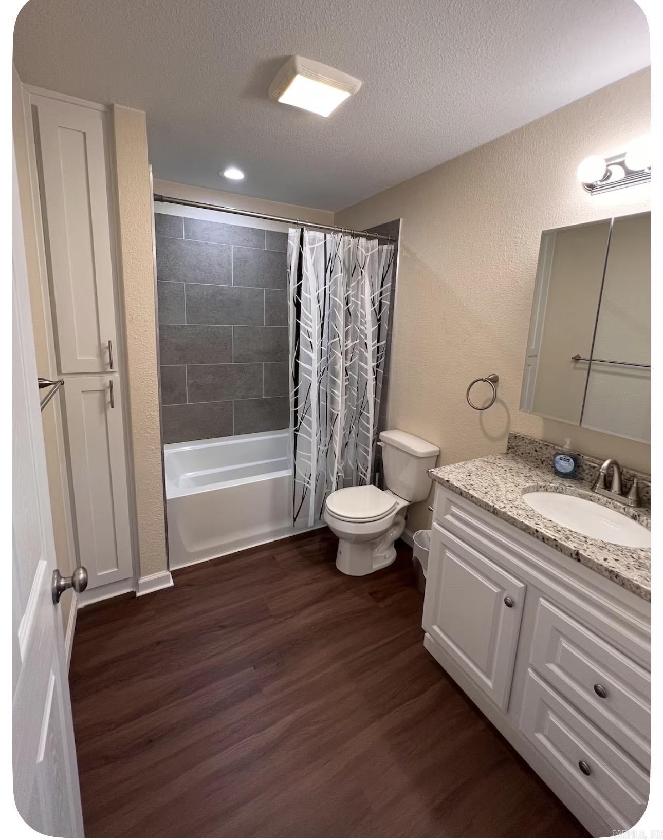 South Street Property Photo 24