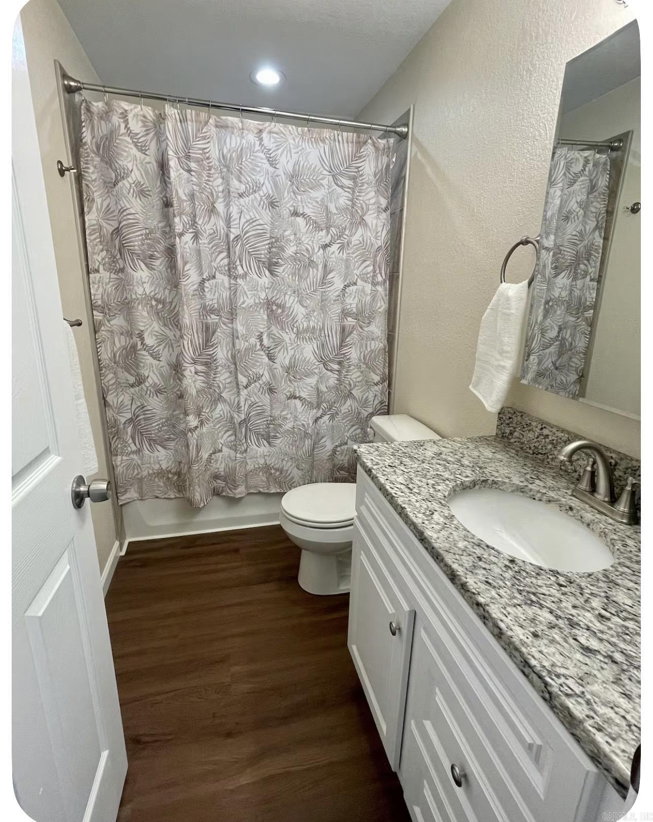 South Street Property Photo 27