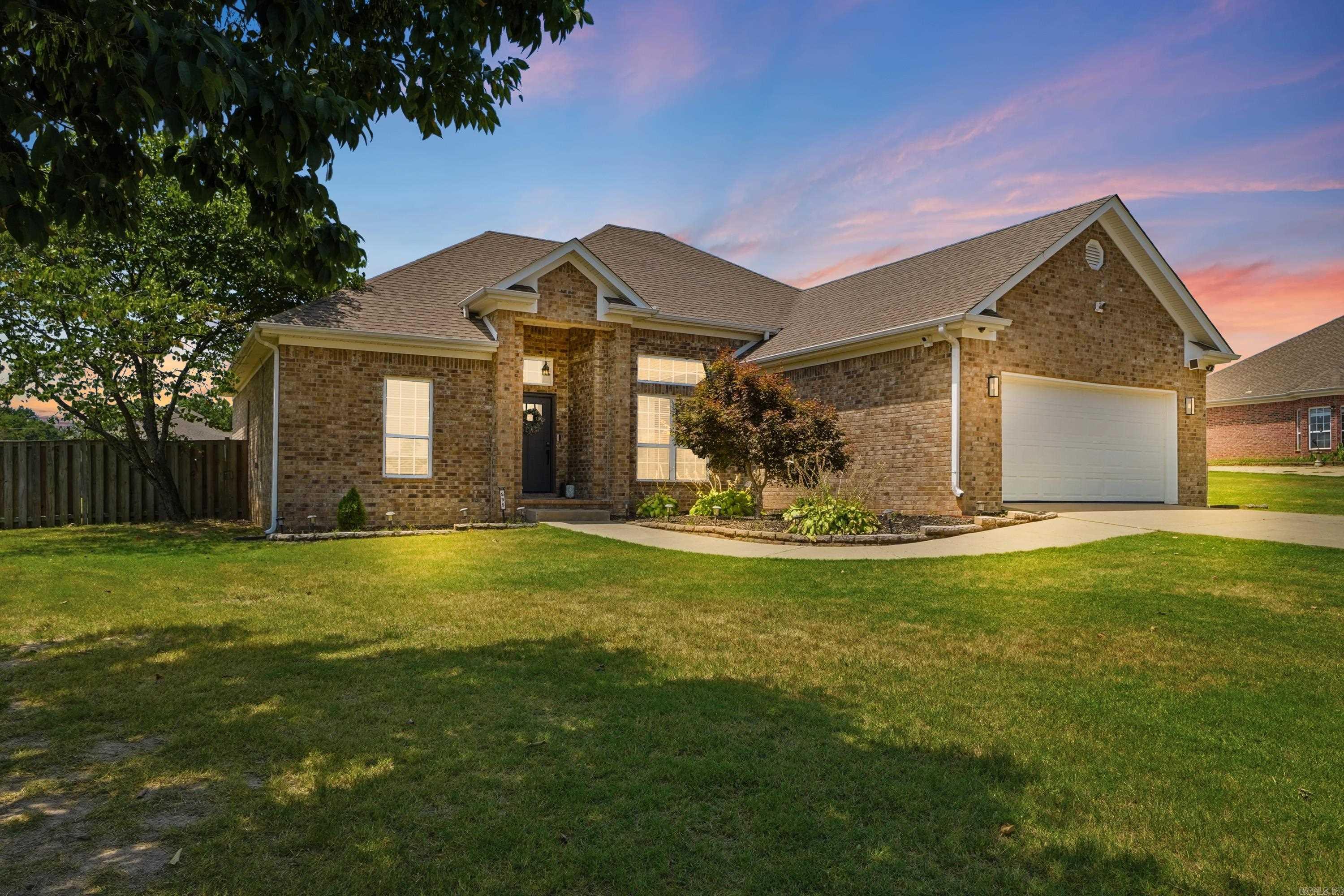 535 Triple J Drive Property Photo 1